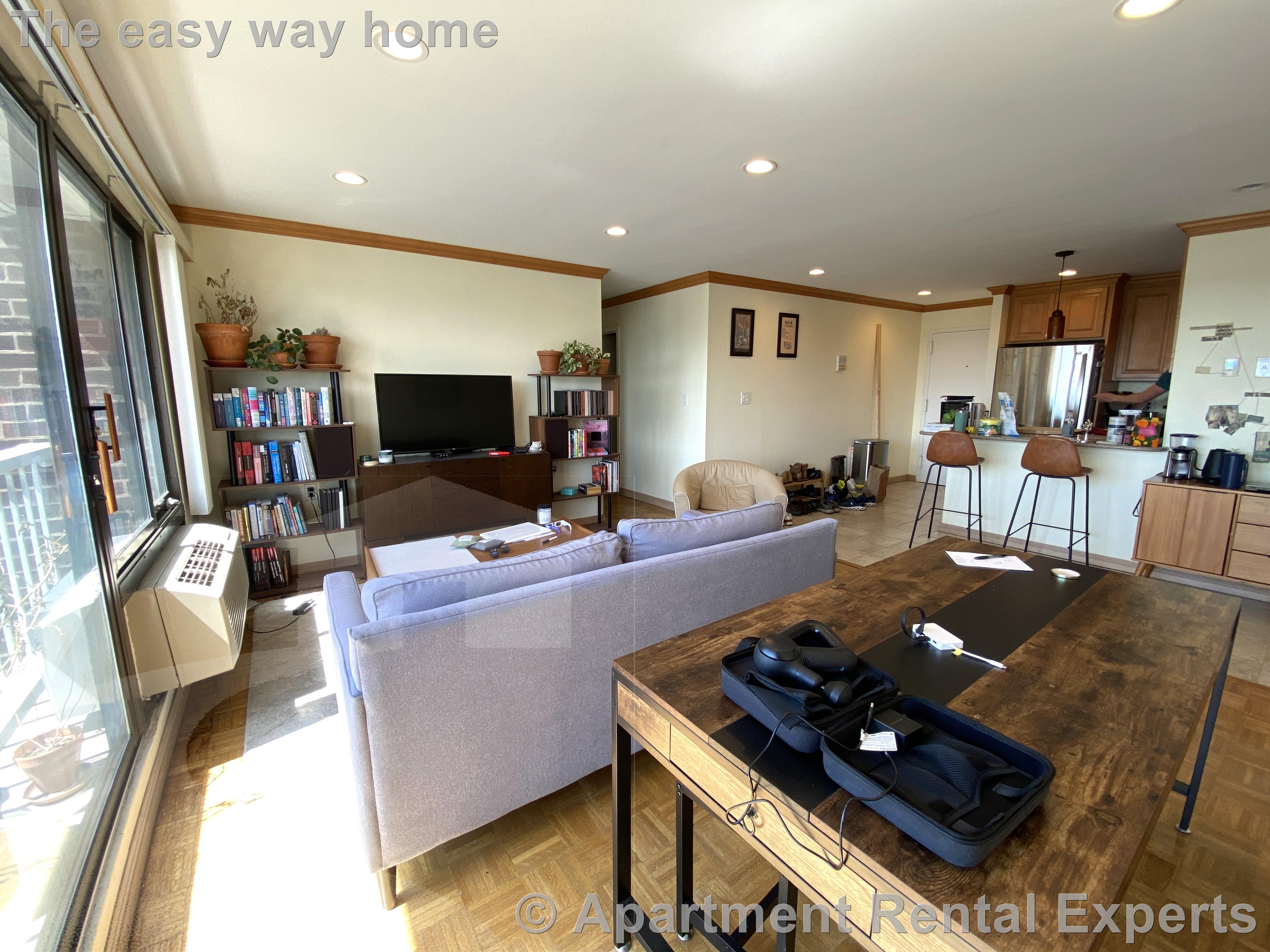 1105 Massachusetts Ave, Harvard Square