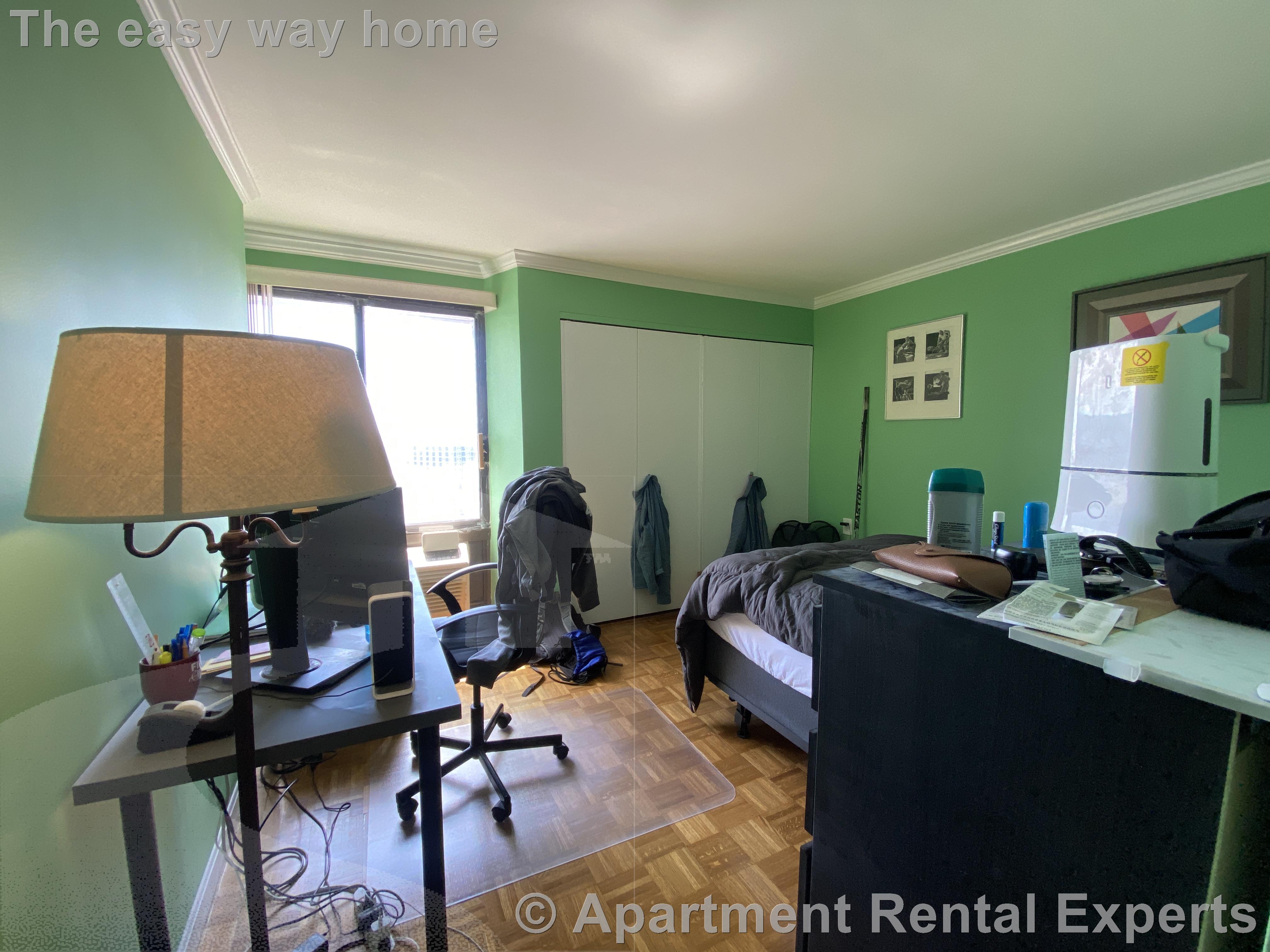 1105 Massachusetts Ave, Harvard Square