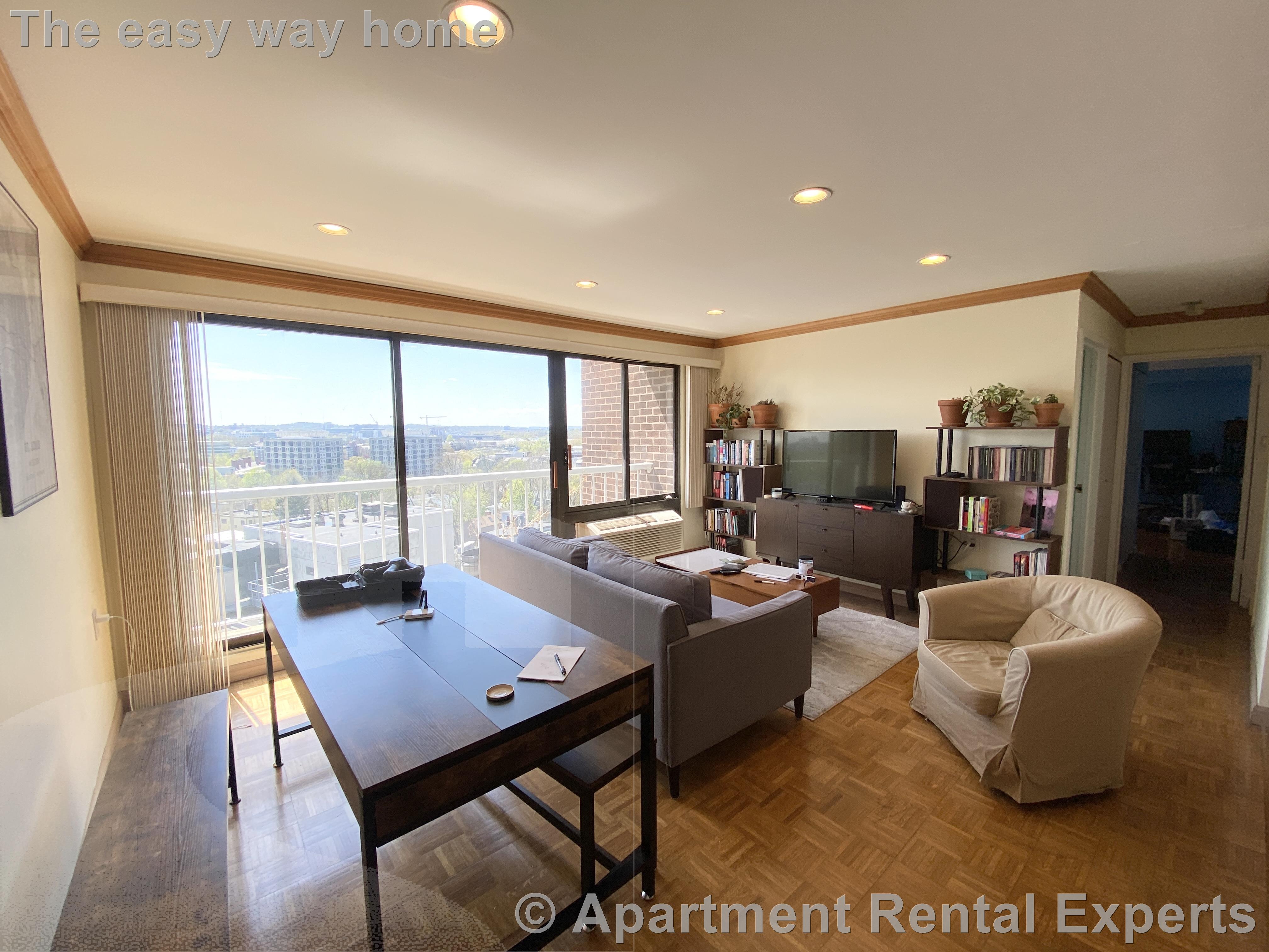 1105 Massachusetts Ave, Harvard Square