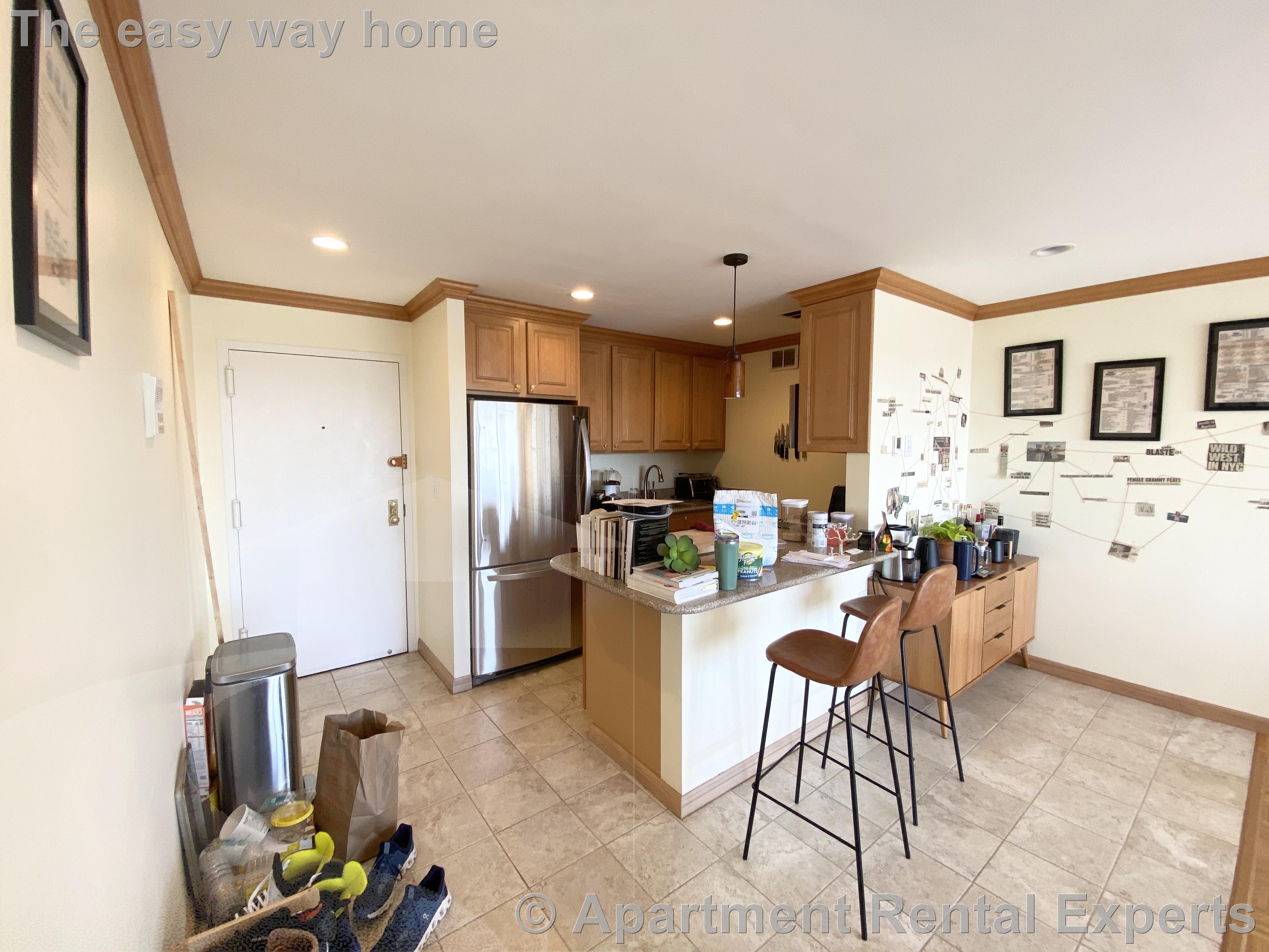 1105 Massachusetts Ave, Harvard Square