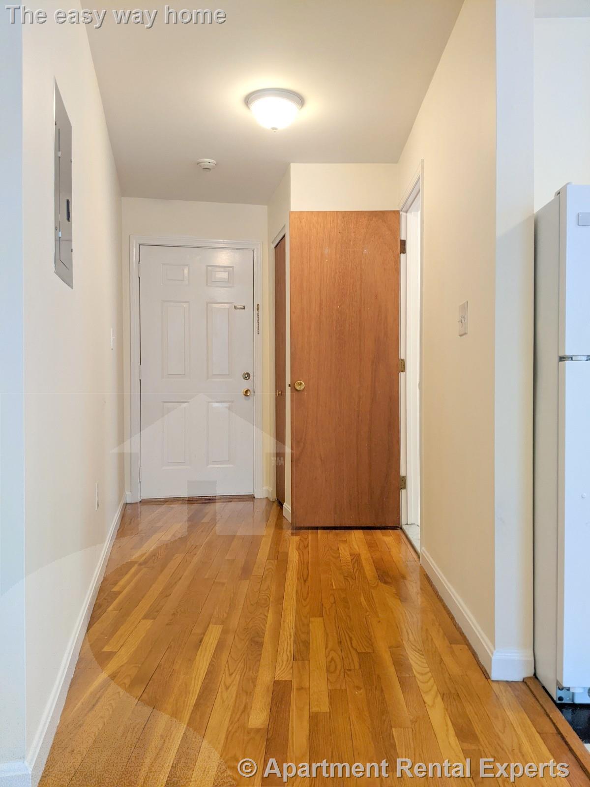 35 Davis Sq, Davis Square