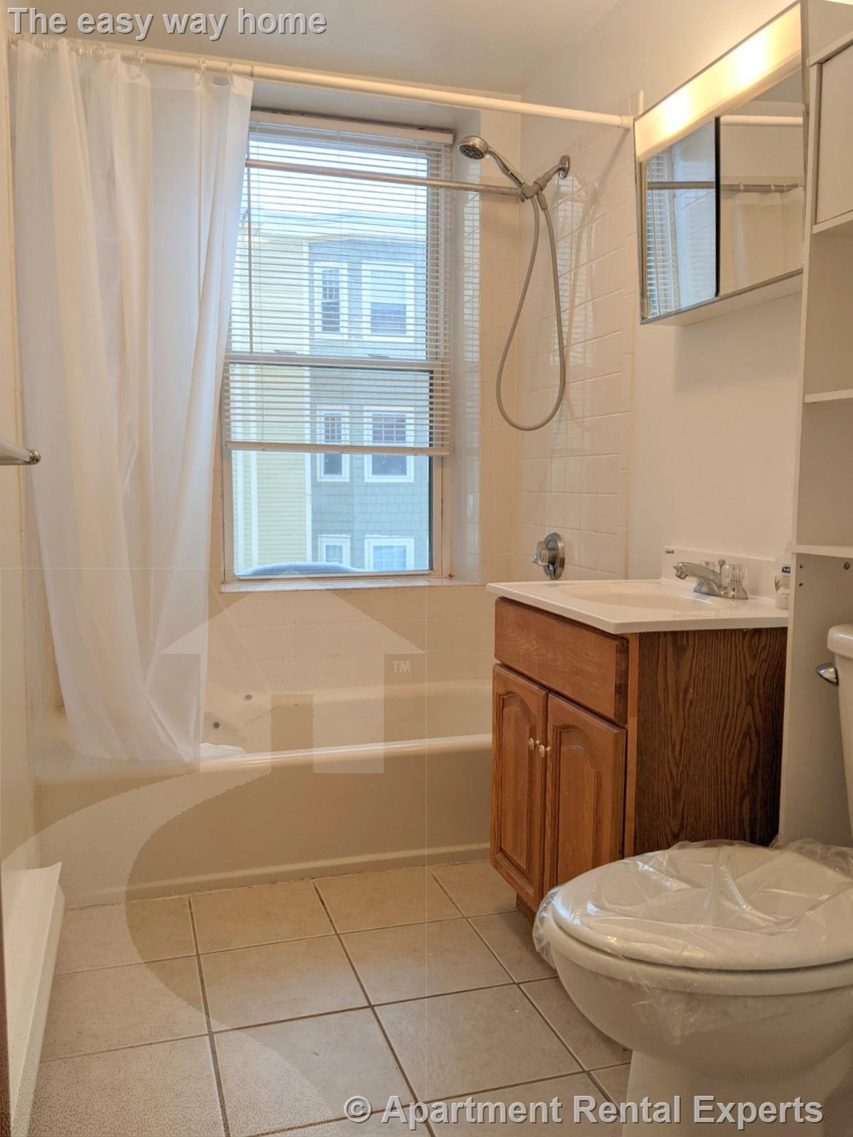 35 Davis Sq, Davis Square