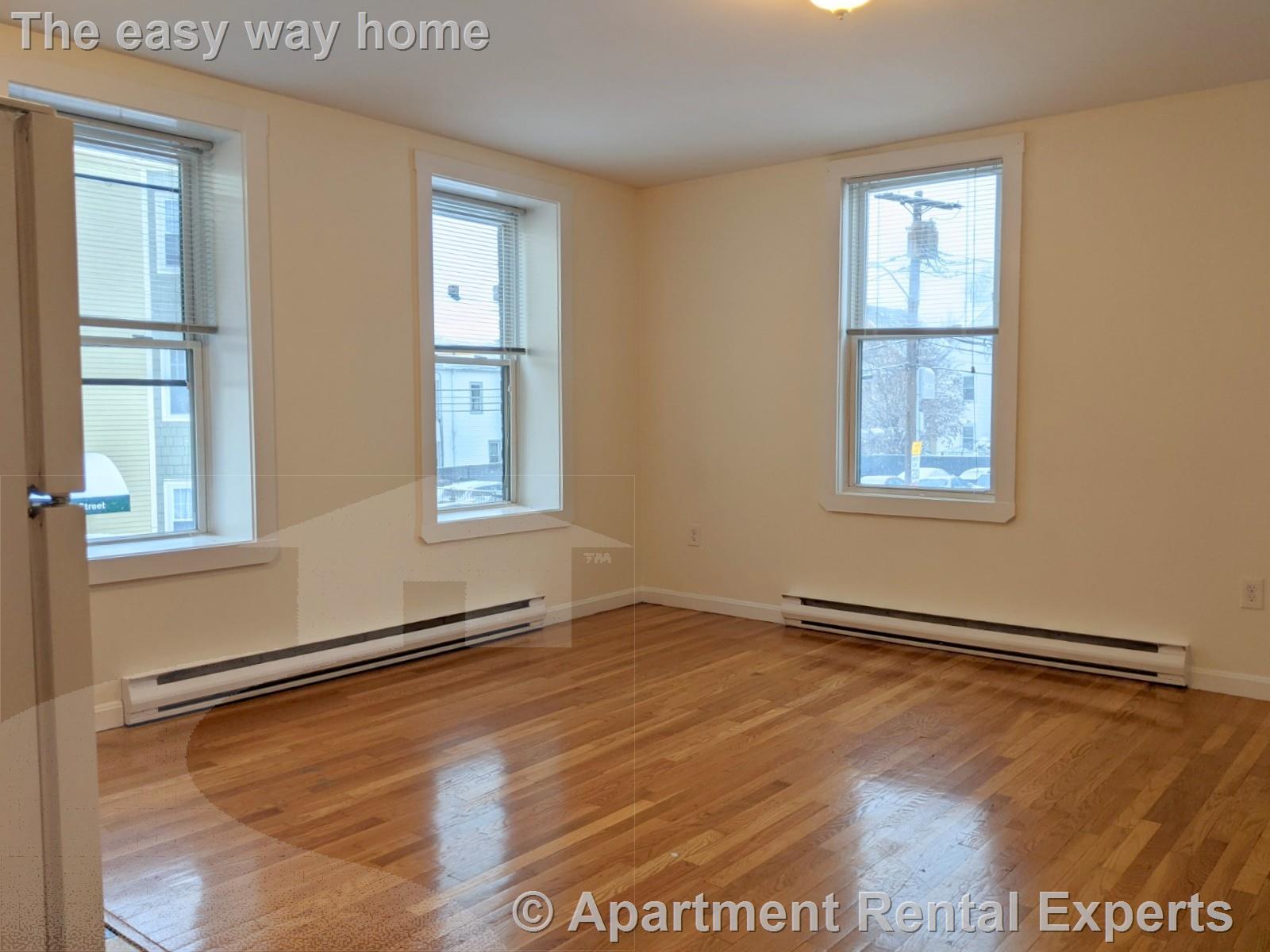 35 Davis Sq, Davis Square