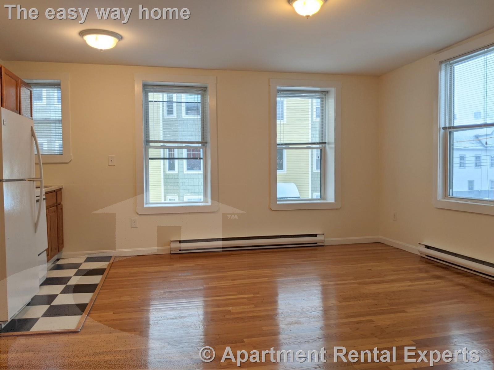 35 Davis Sq, Davis Square