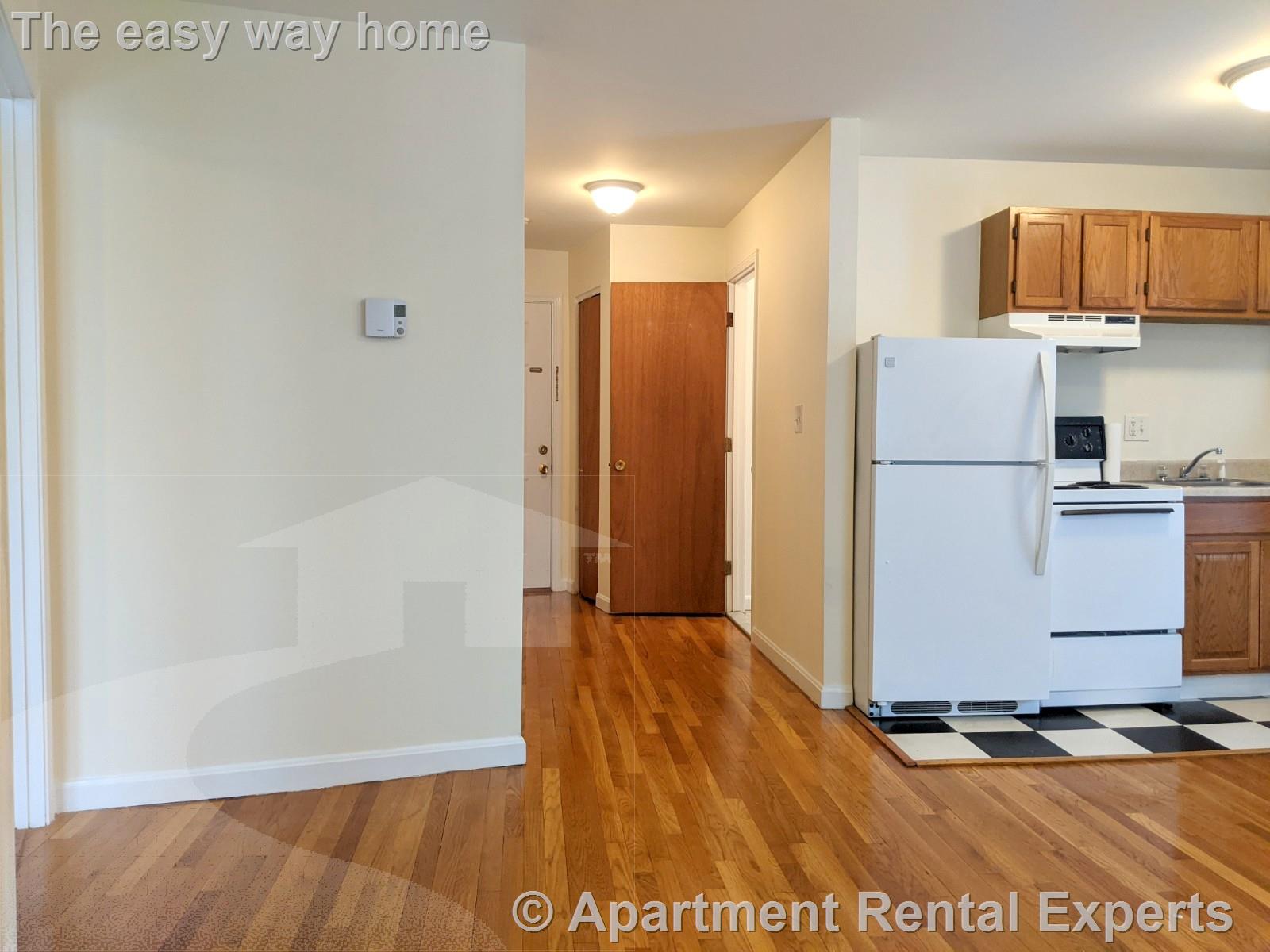 35 Davis Sq, Davis Square