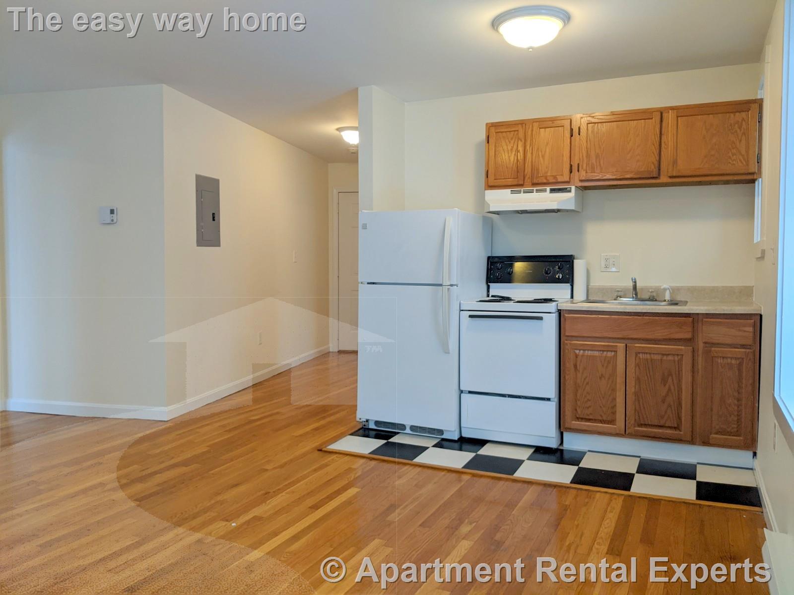 35 Davis Sq, Davis Square