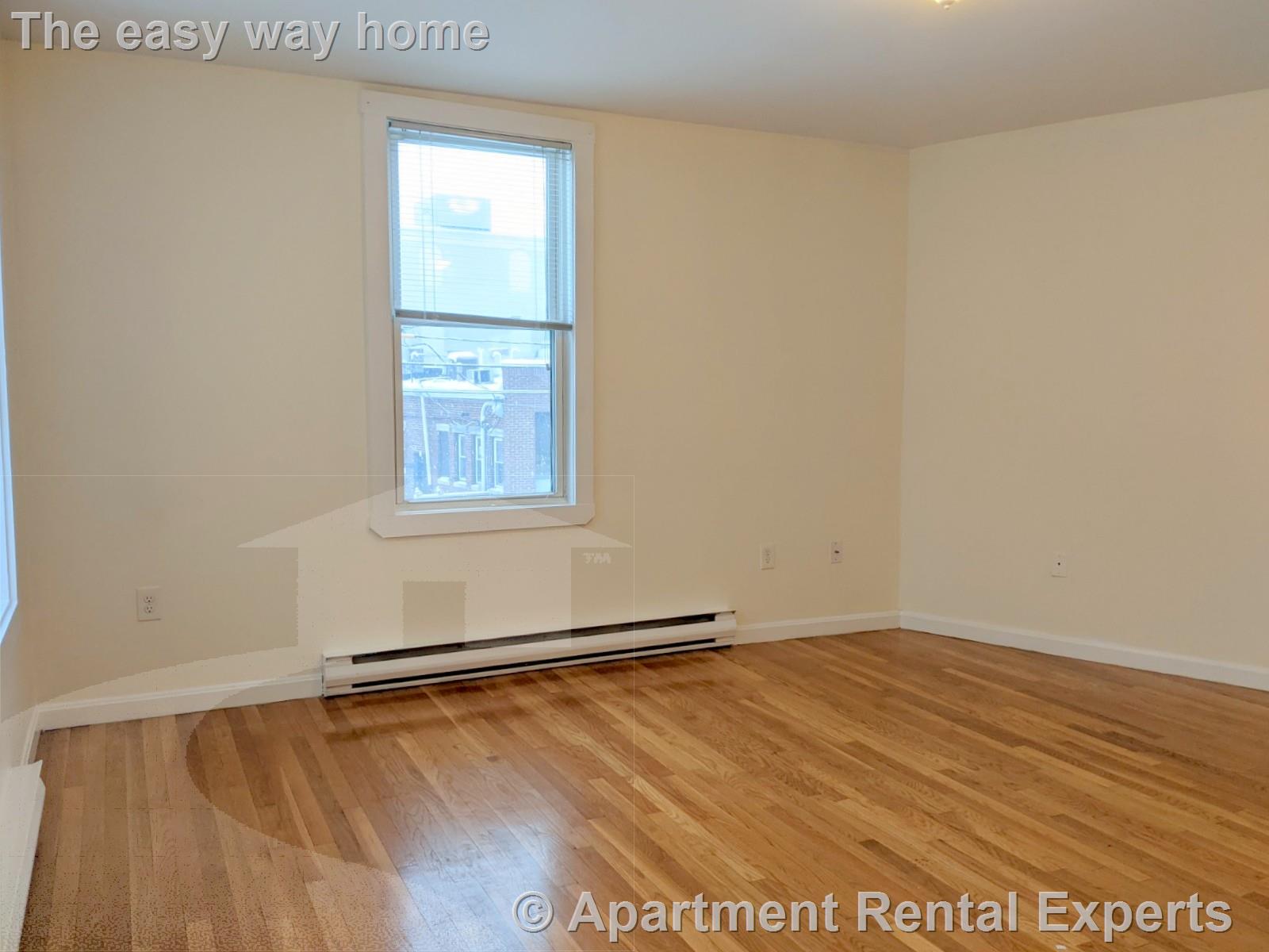 35 Davis Sq, Davis Square