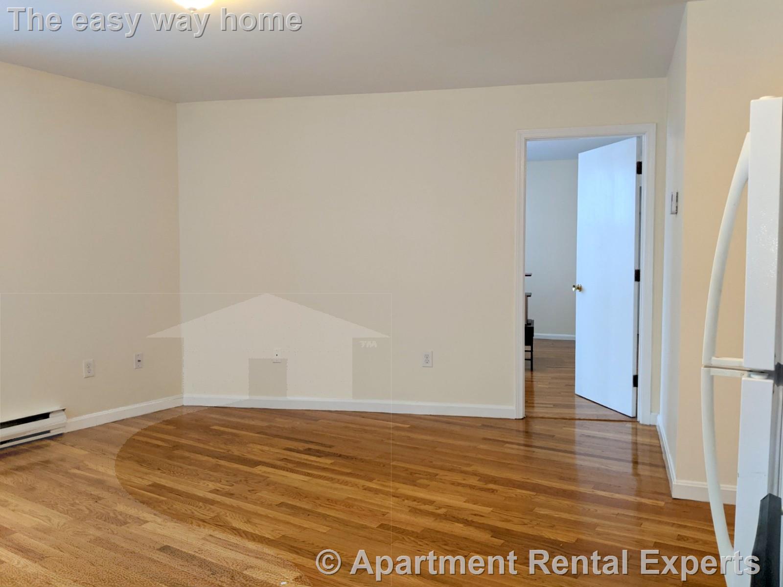 35 Davis Sq, Davis Square