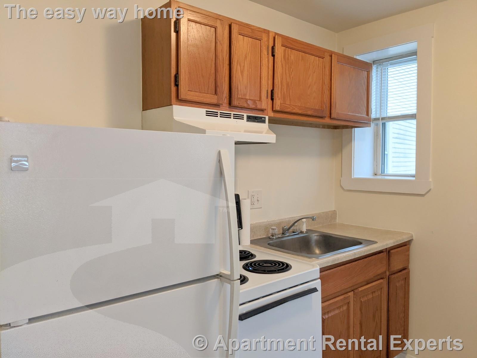 35 Davis Sq, Davis Square