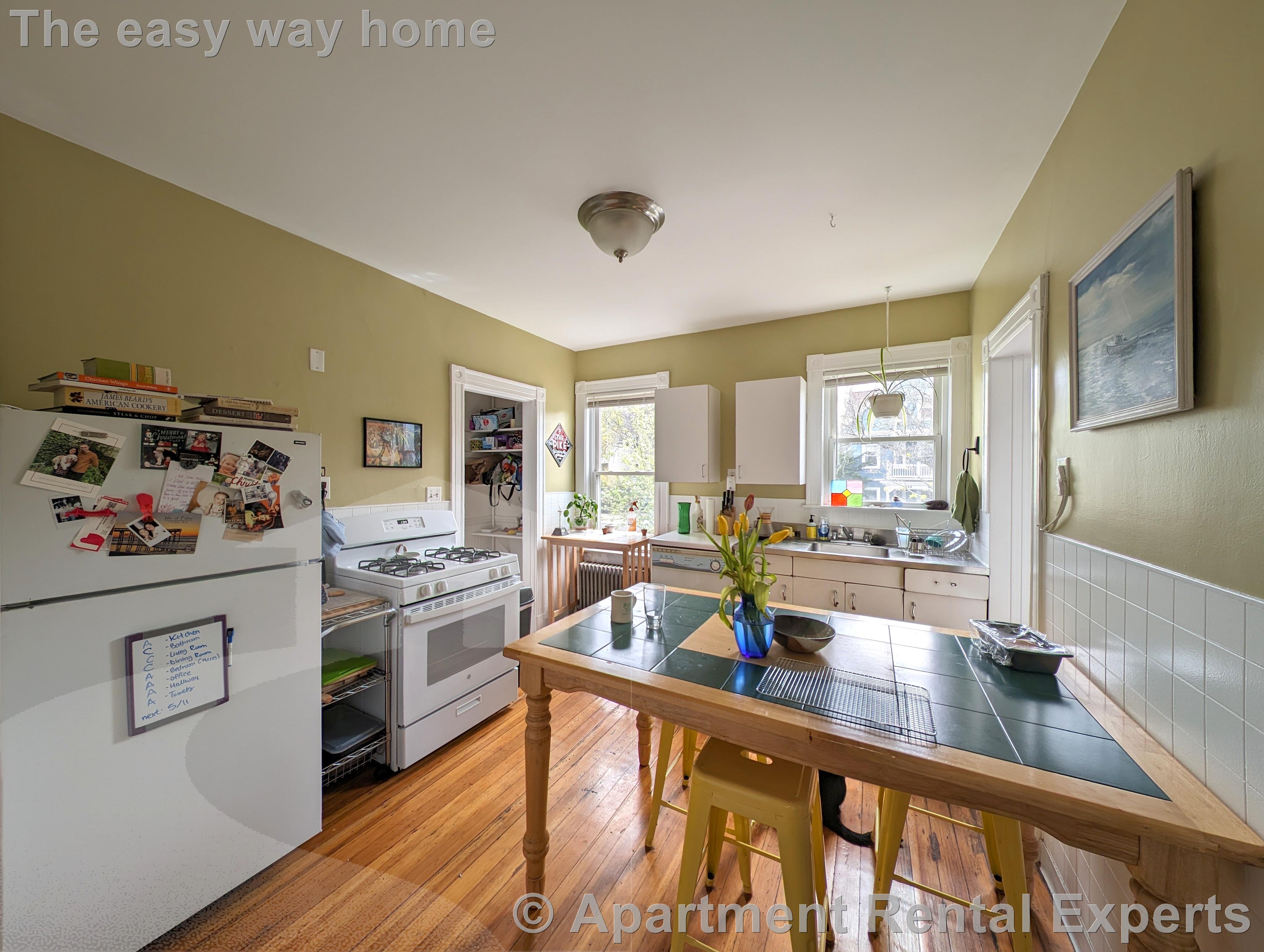 1 Russell Rd, Teele Square