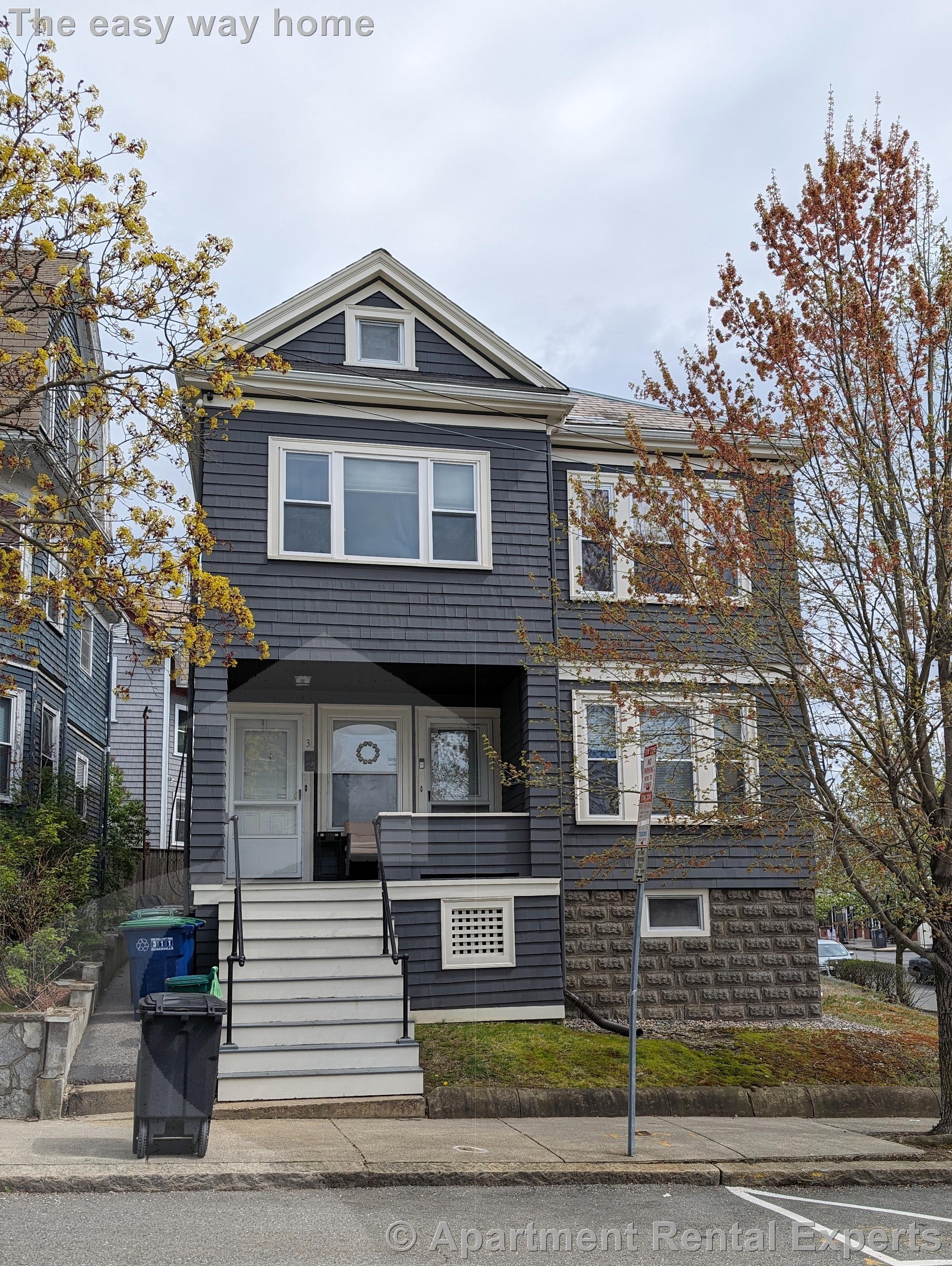 1 Russell Rd, Teele Square