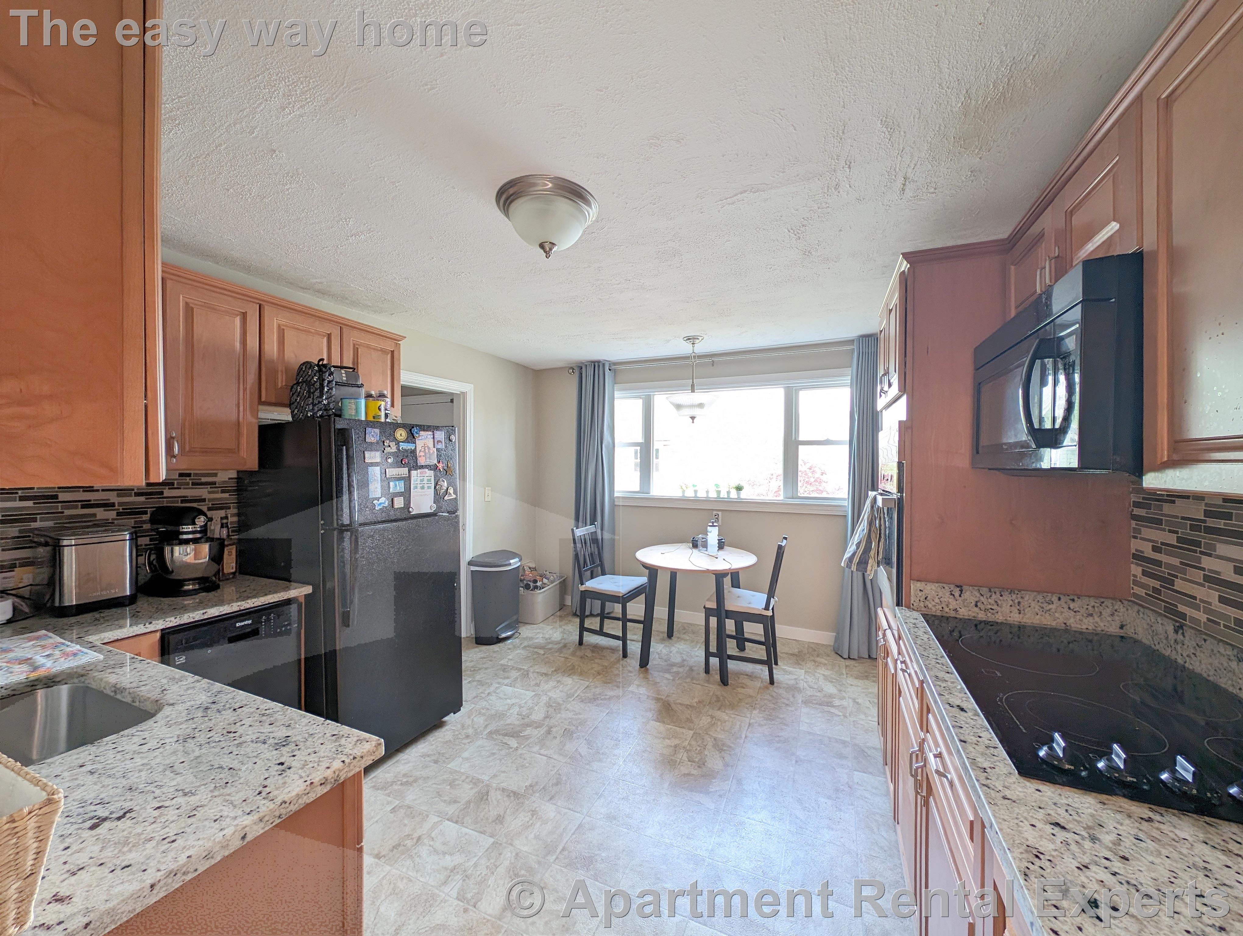 27 Marshall St, West Medford