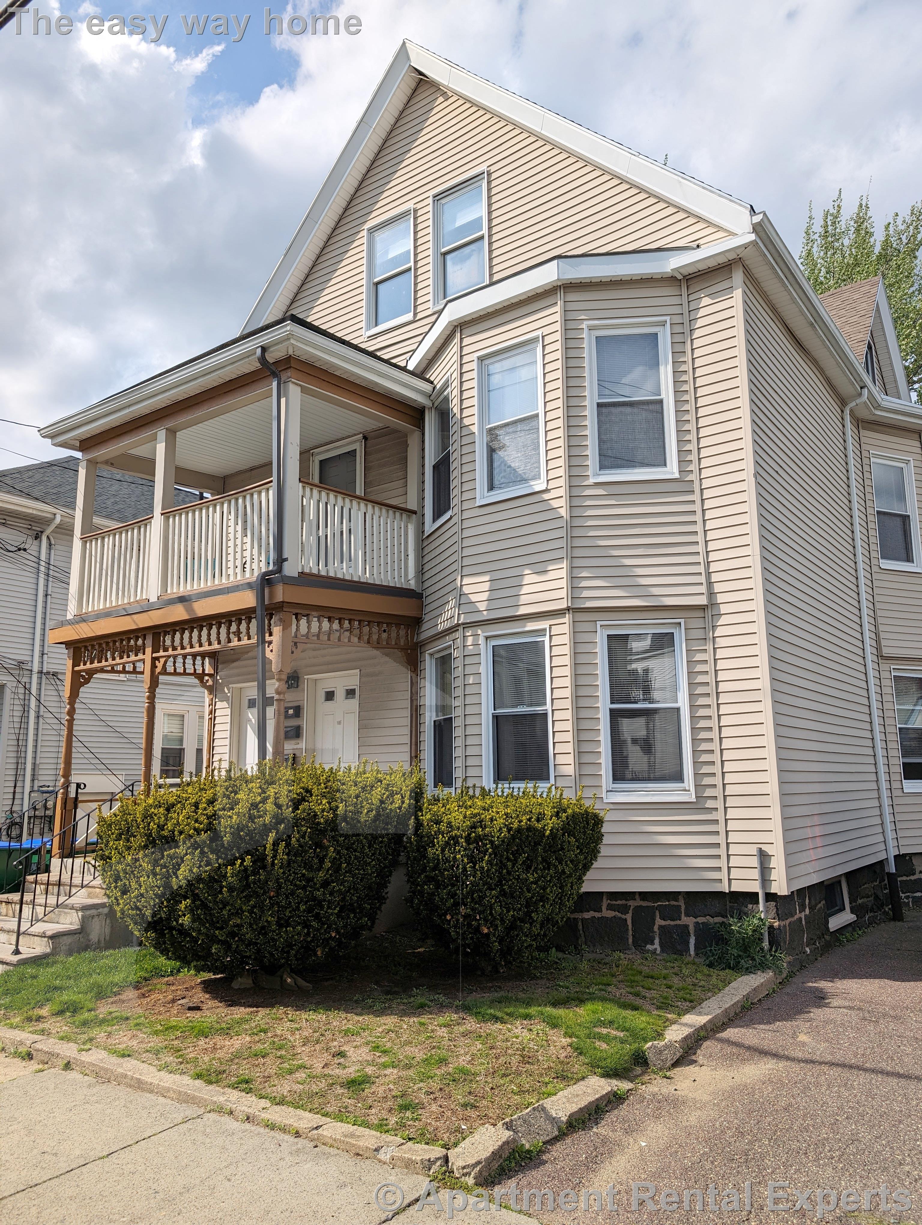 27 Marshall St, West Medford