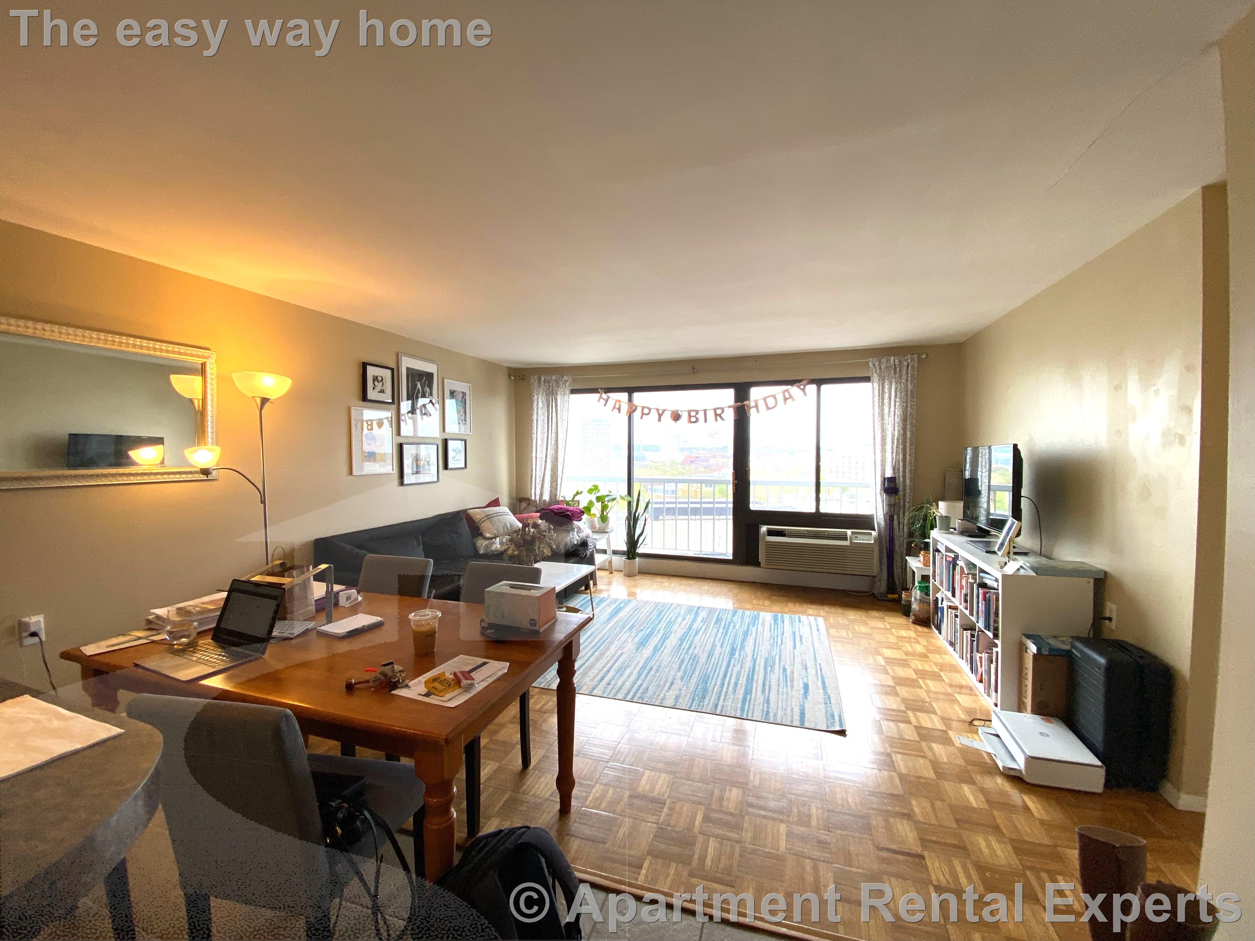 1105 Massachusetts Ave, Harvard Square