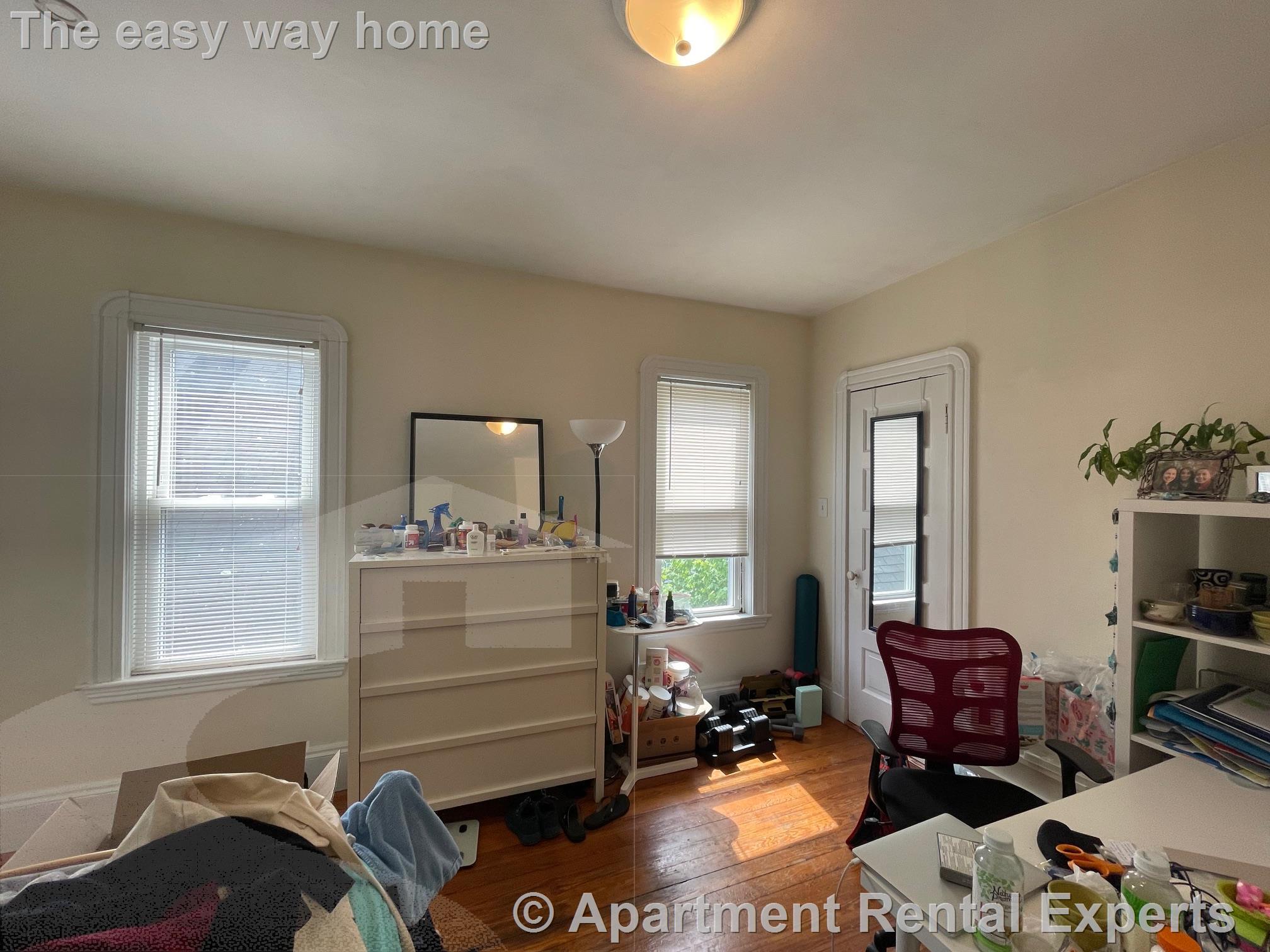 10 Chandler St, Davis Square