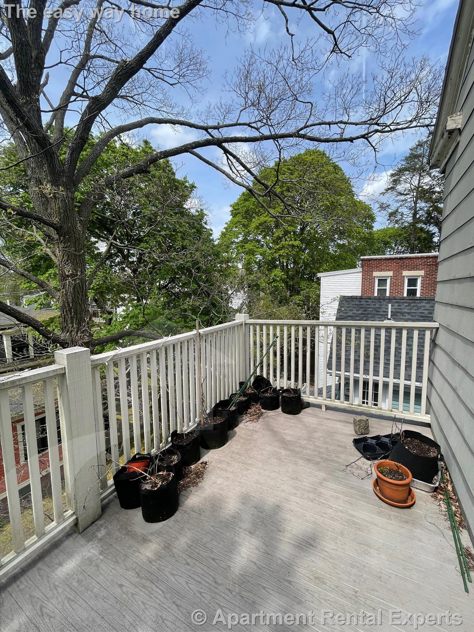 10 Chandler St, Davis Square