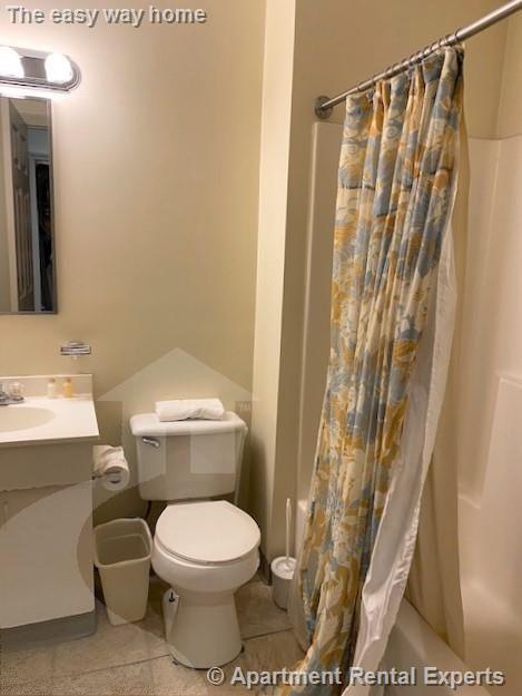 364 Harvard St, Harvard Square