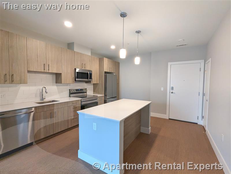 10 Inner Belt Rd, Union Square