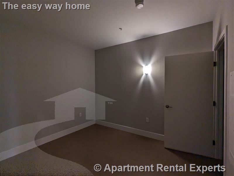 10 Inner Belt Rd, Union Square