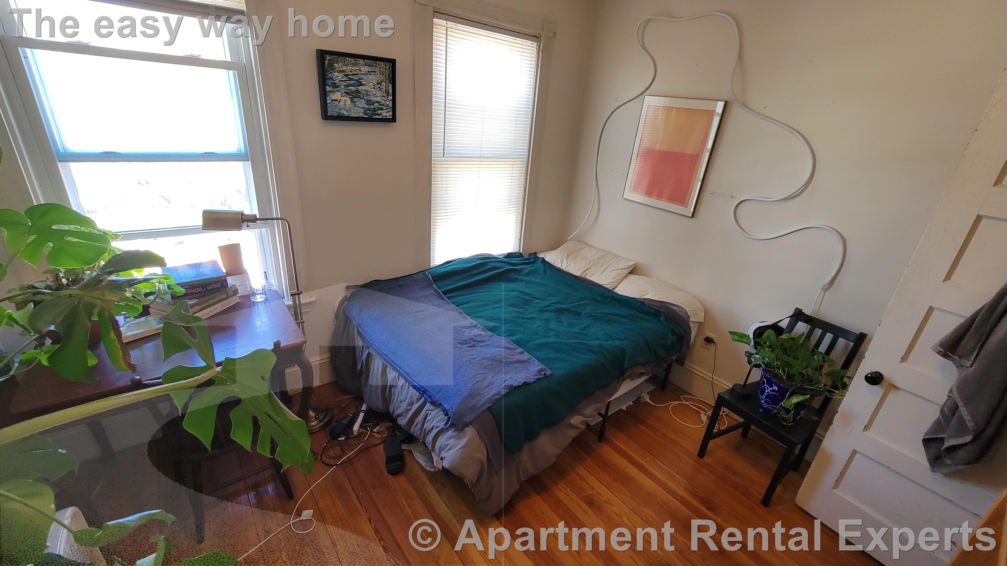 158 River St, Central Square