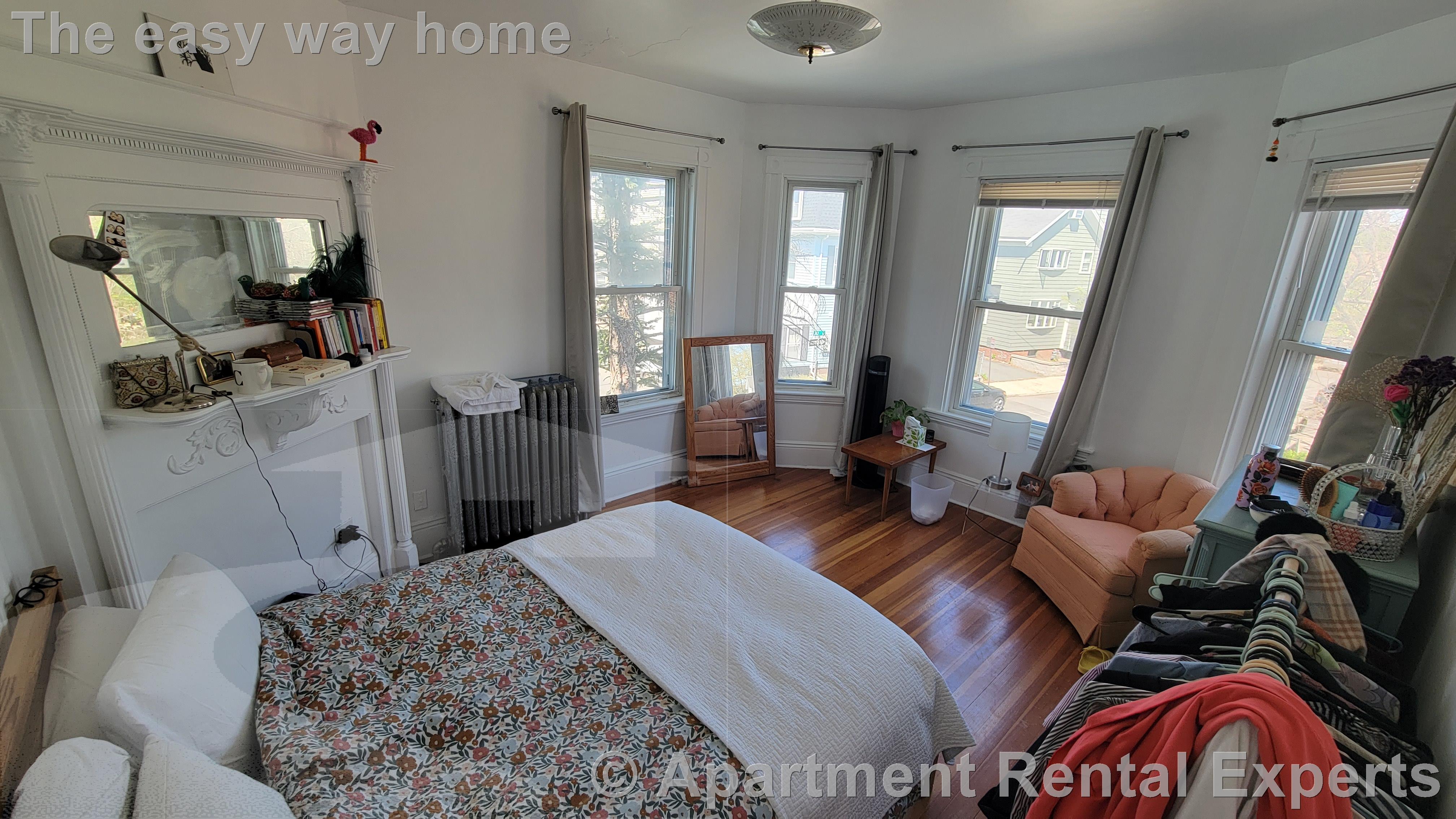 158 River St, Central Square