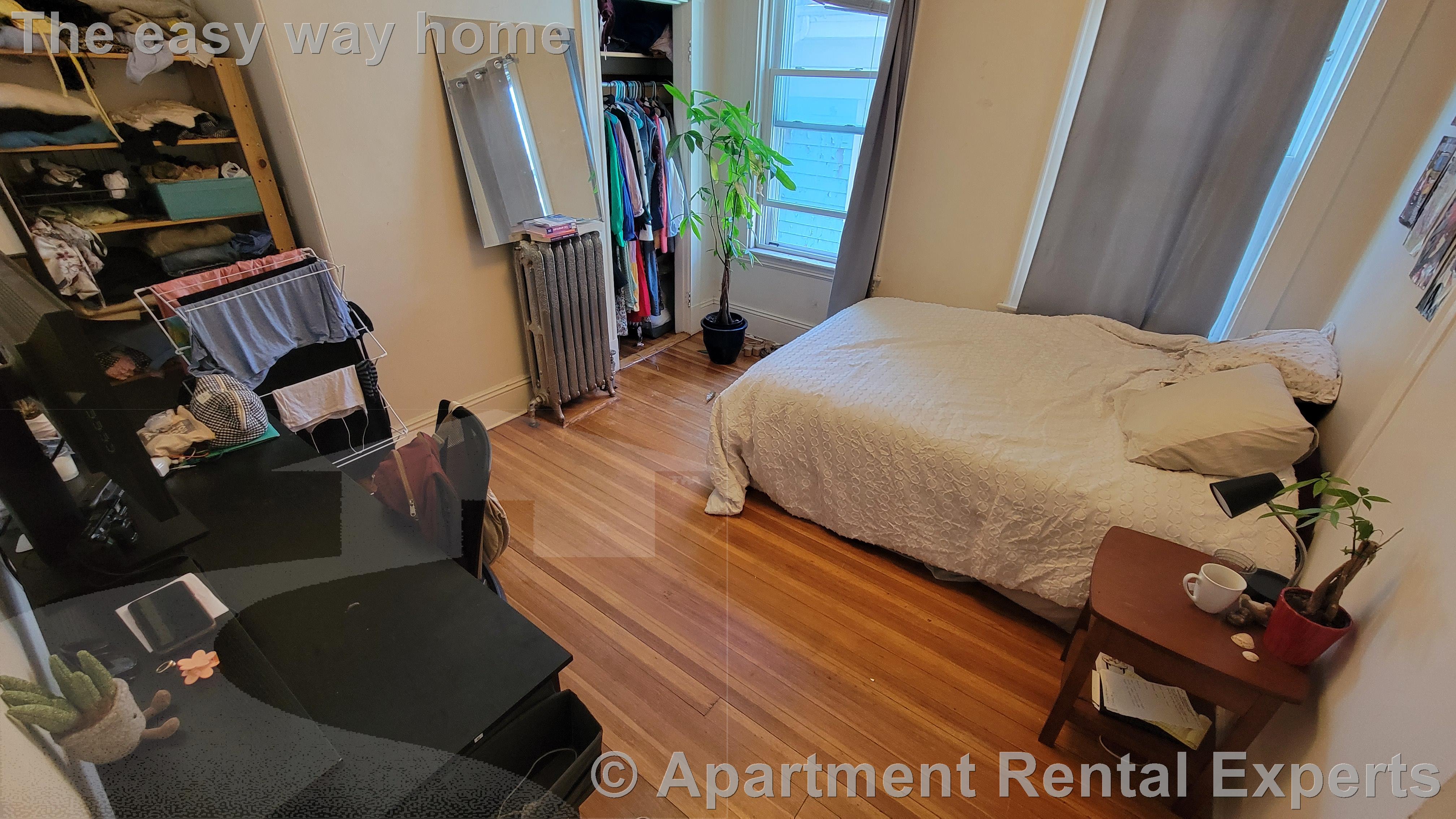 158 River St, Central Square