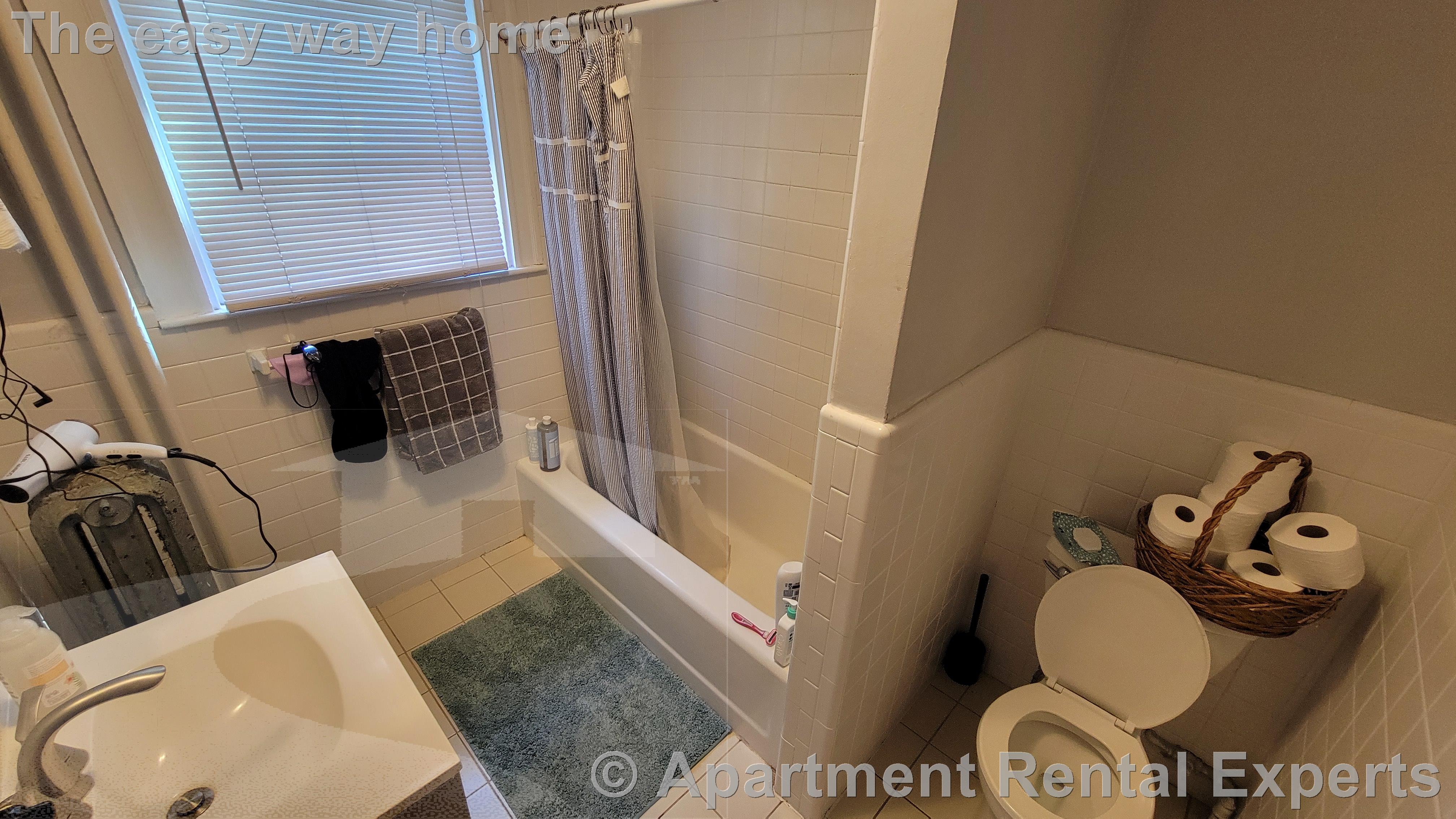 158 River St, Central Square