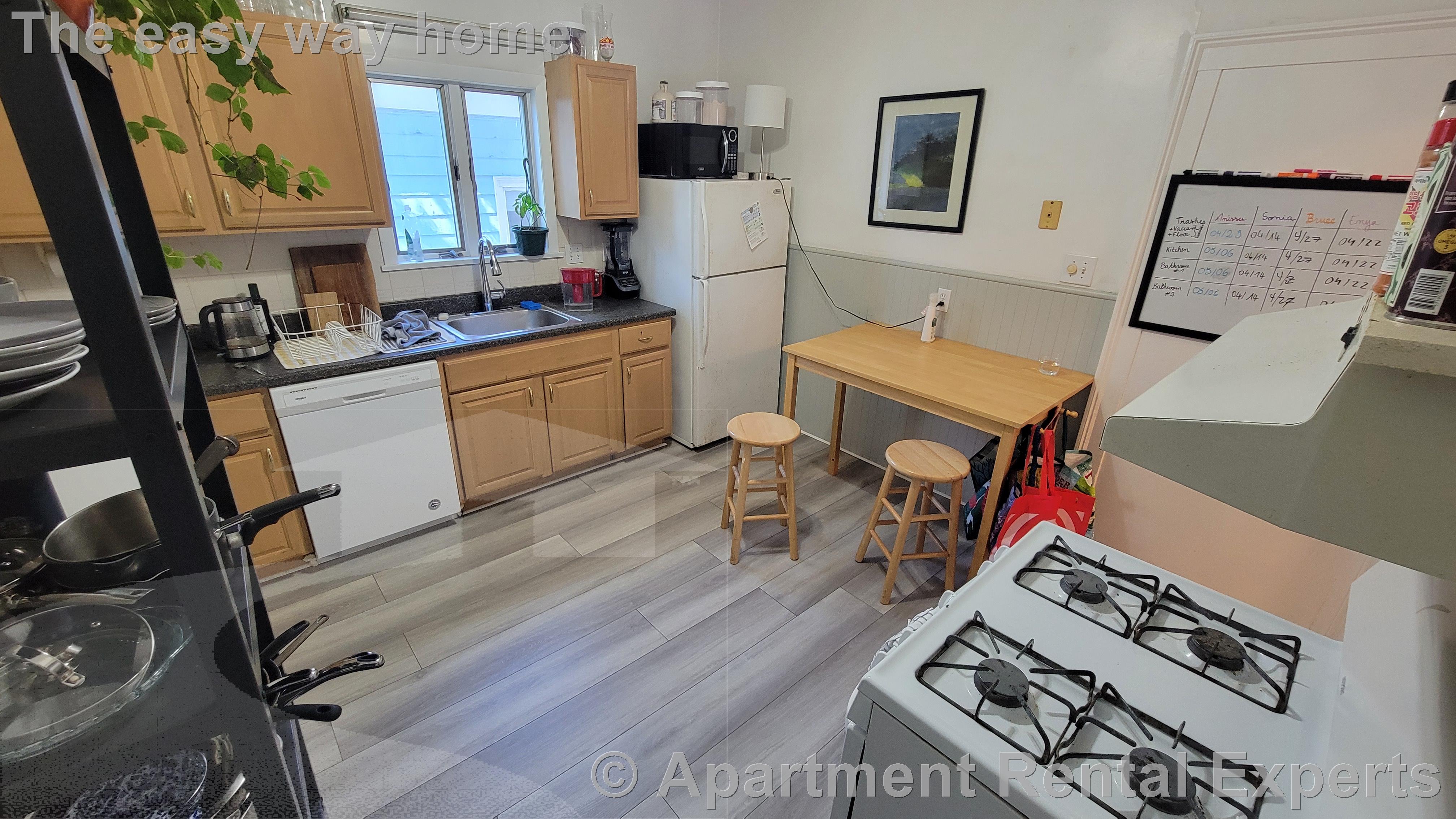 158 River St, Central Square