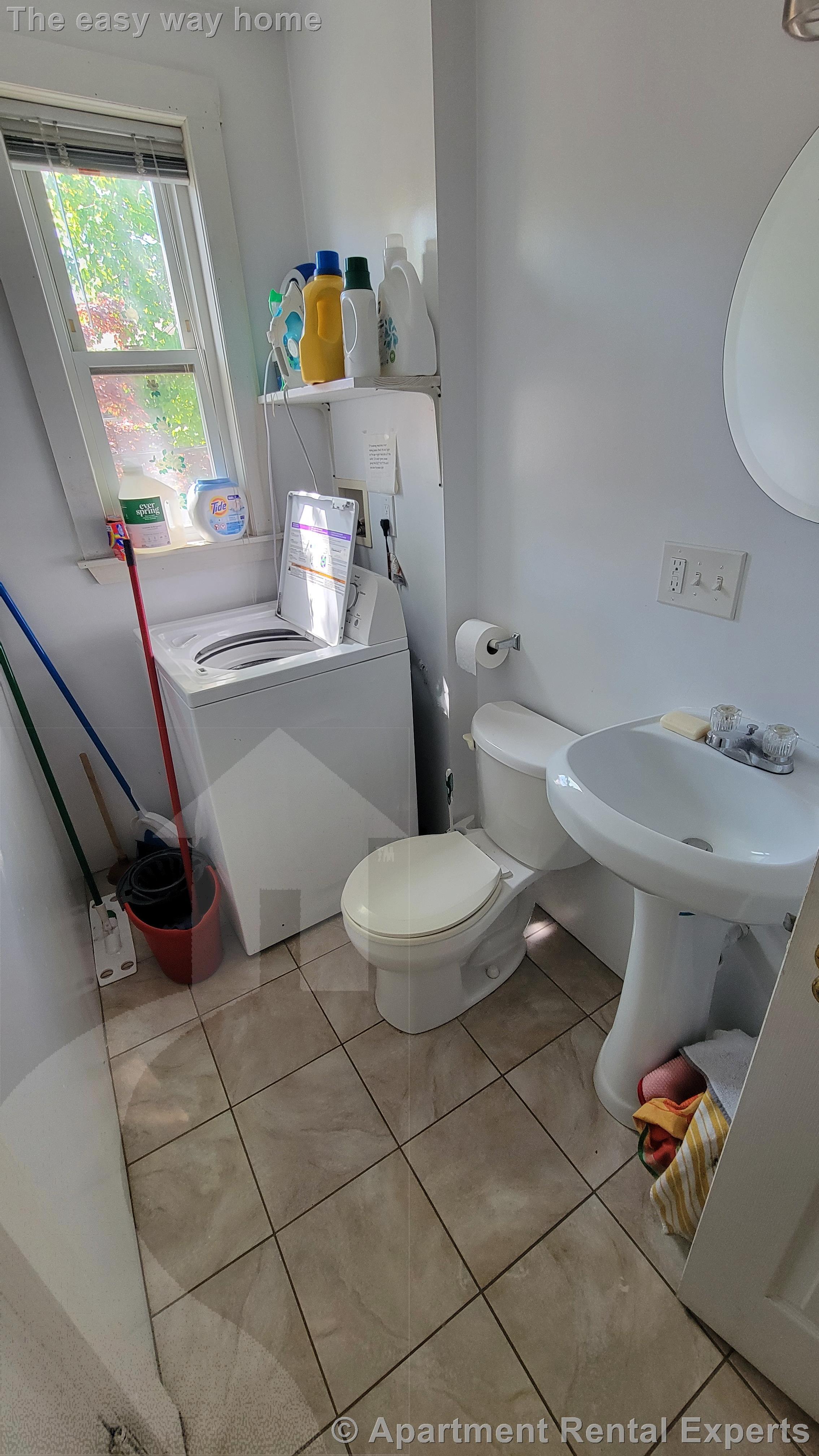 158 River St, Central Square