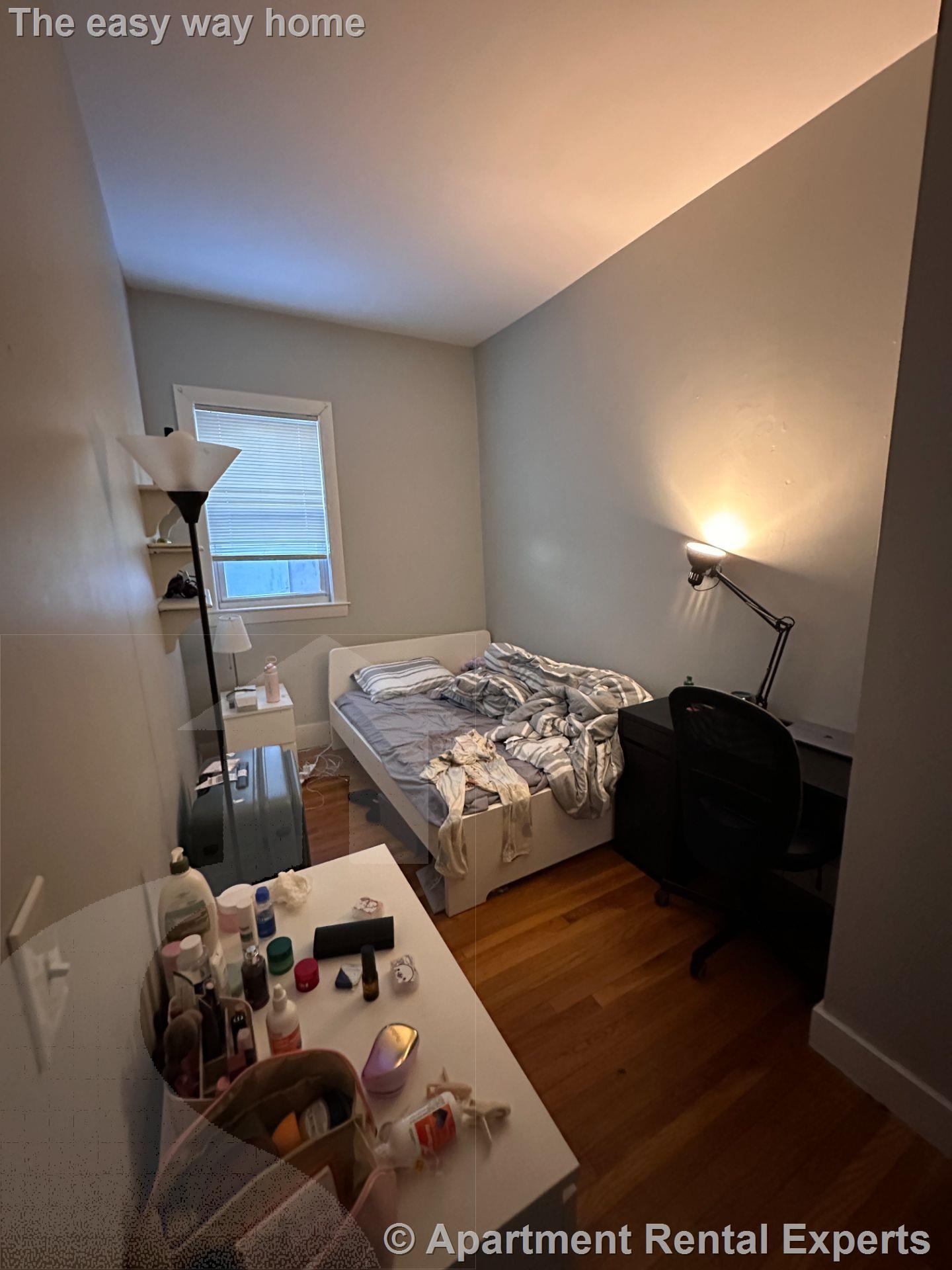 218 Columbia St, Inman Square