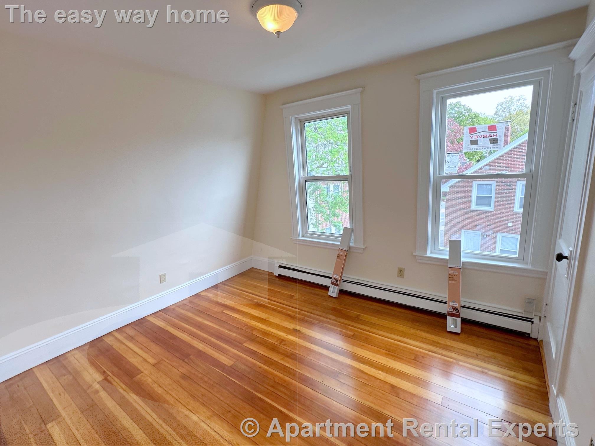 475 Belmont St, Belmont Line