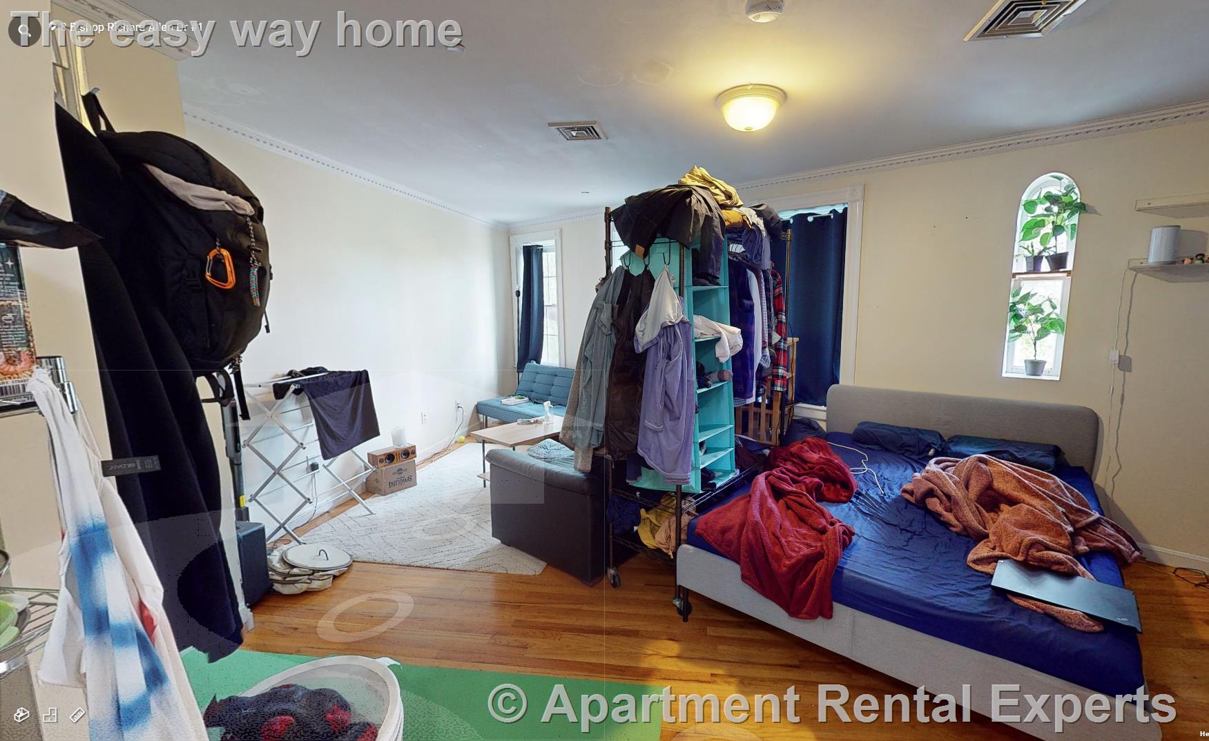 8 Bishop Allen Dr, Central Square