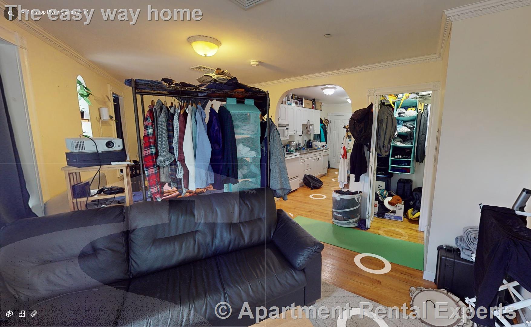 8 Bishop Allen Dr, Central Square