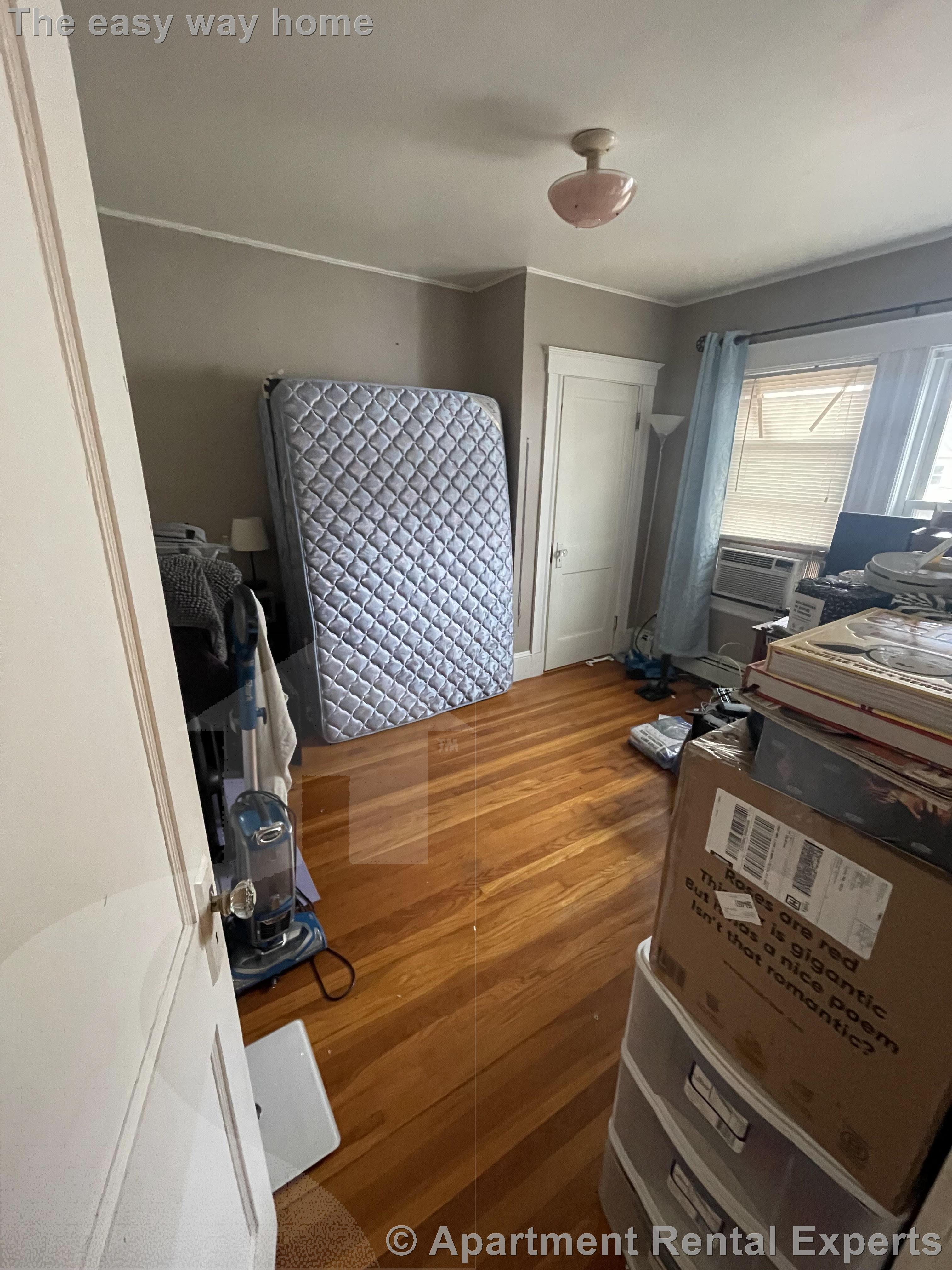 53 Staples Ave, Other