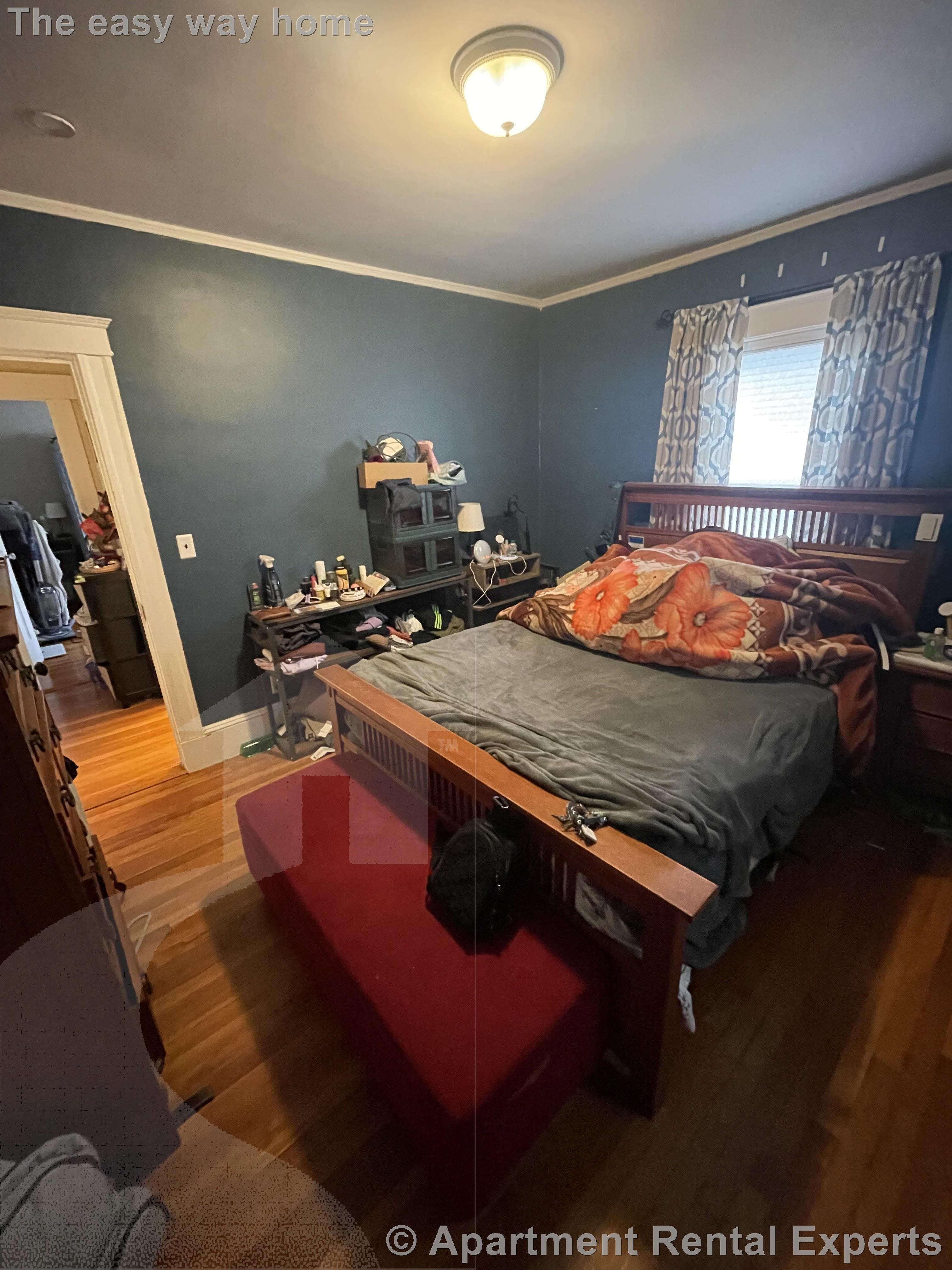 53 Staples Ave, Other