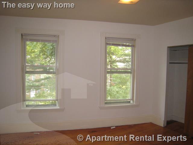 246 Beacon St, Baldwin