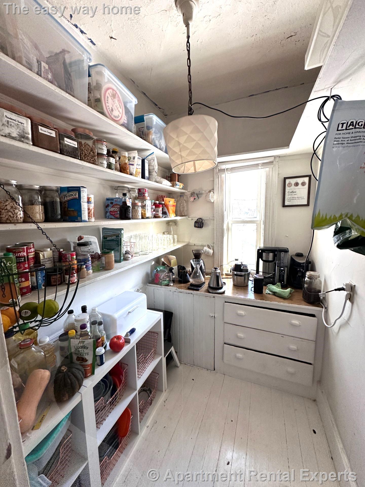 37-39 Josephine Ave, Davis Square