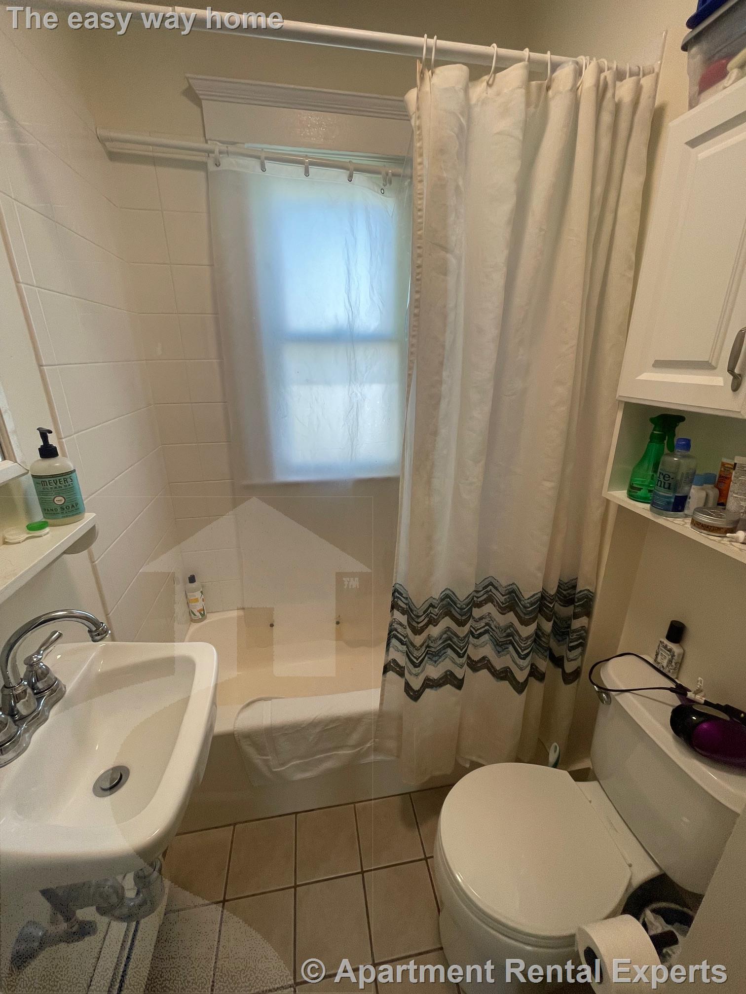 17 Belmont Sq, Porter Square