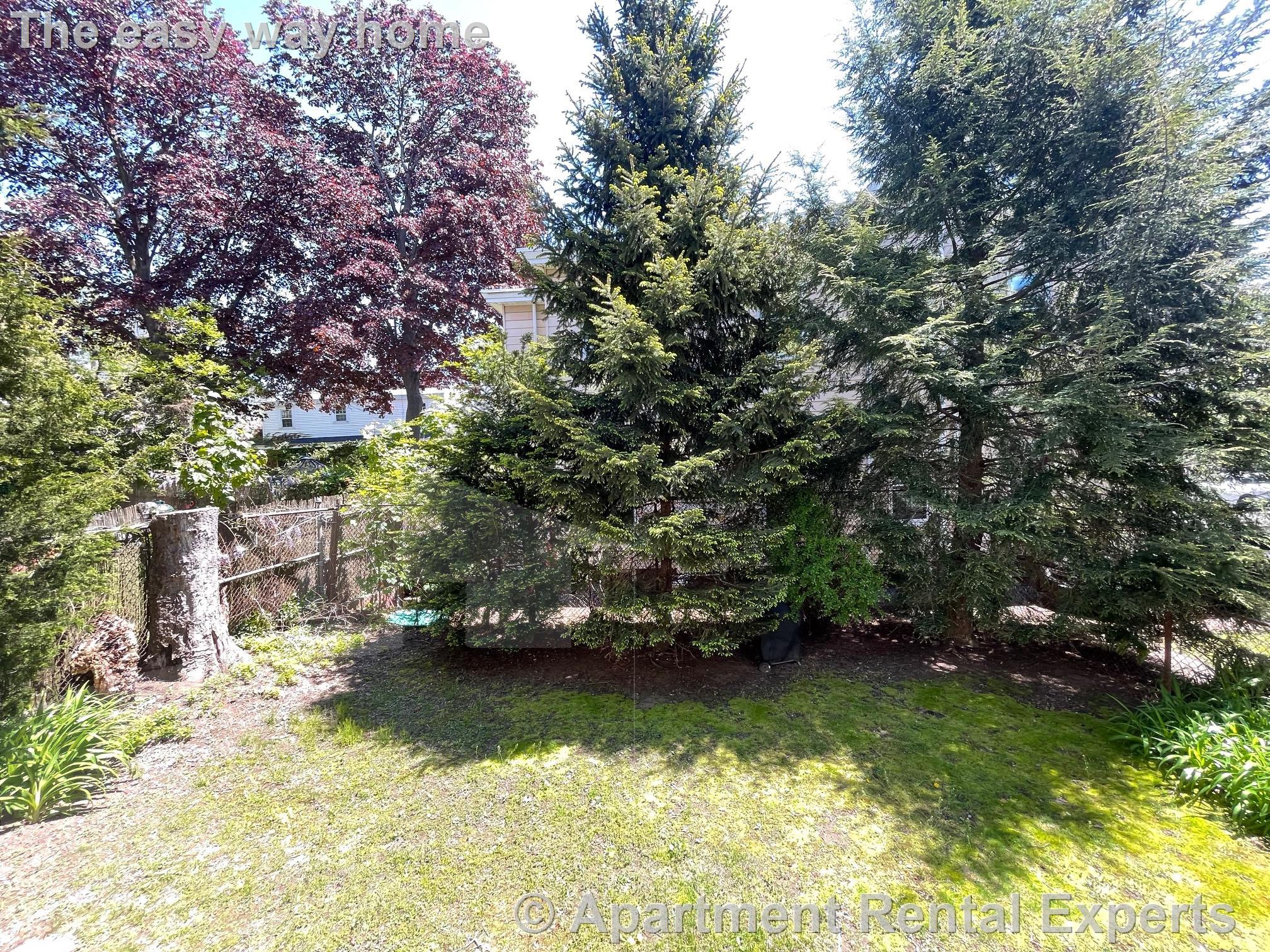 17 Belmont Sq, Porter Square