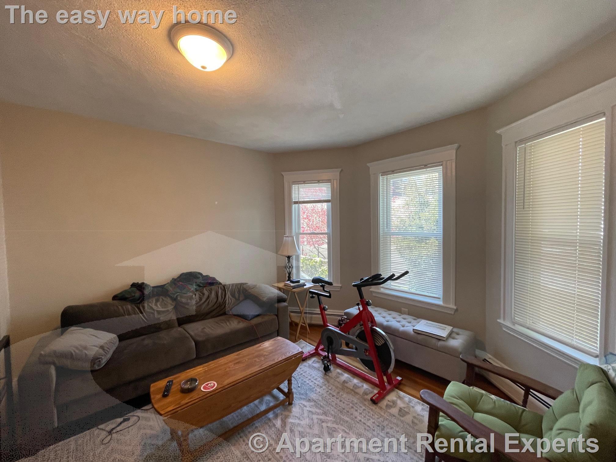 17 Belmont Sq, Porter Square