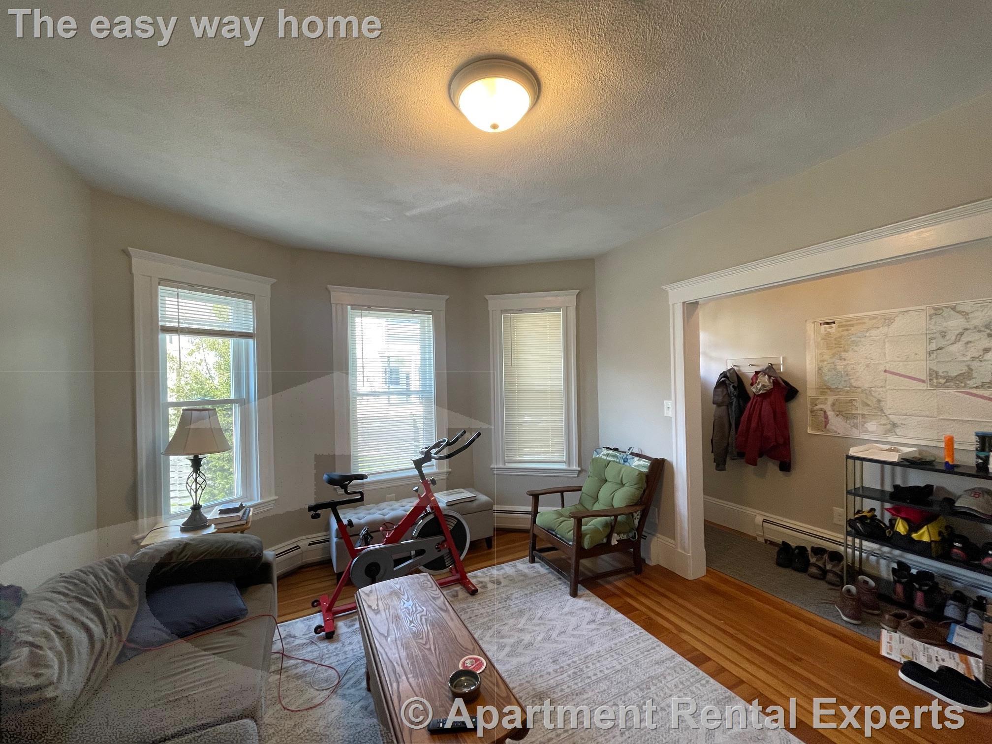 17 Belmont Sq, Porter Square