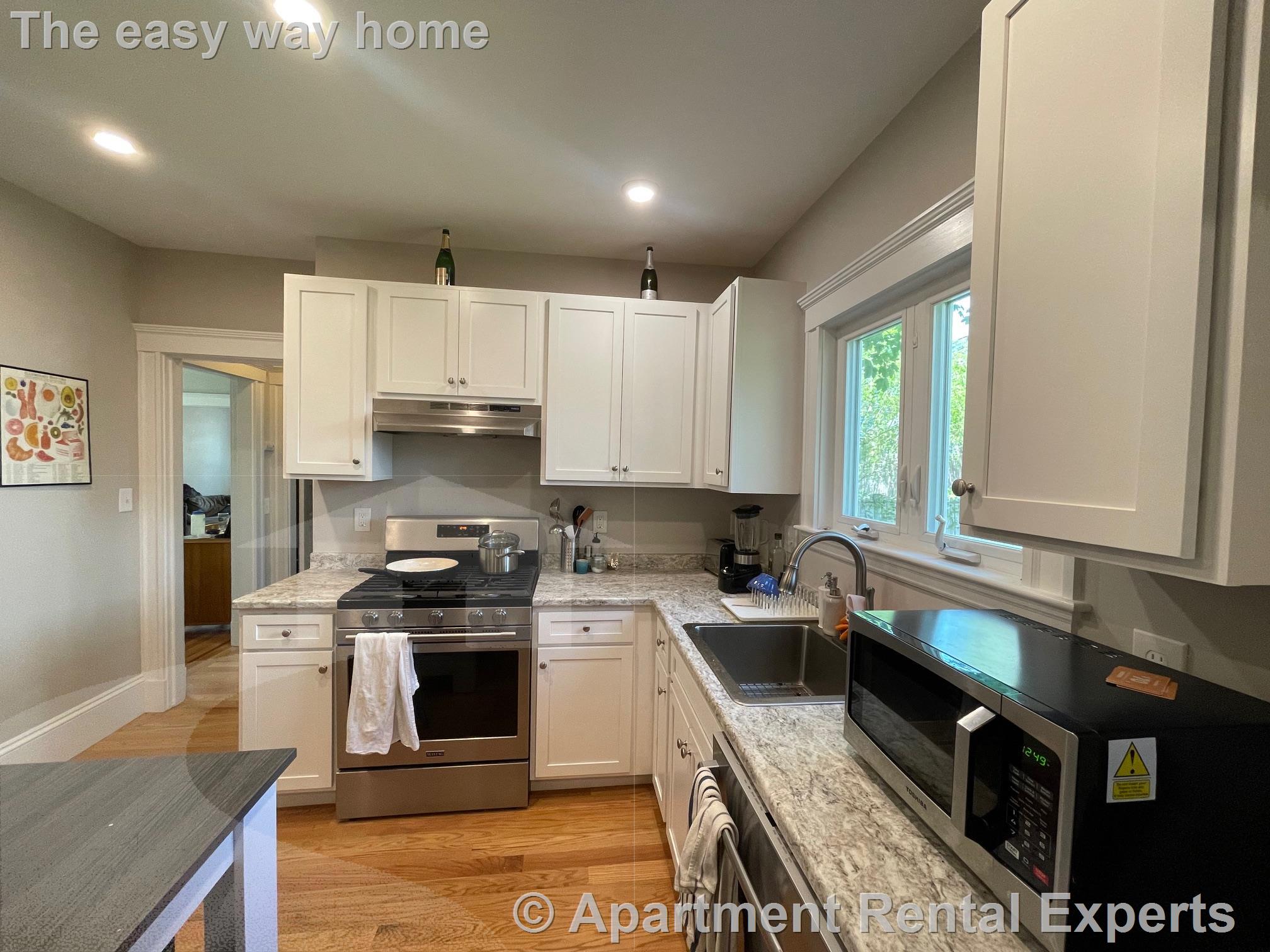 17 Belmont Sq, Porter Square