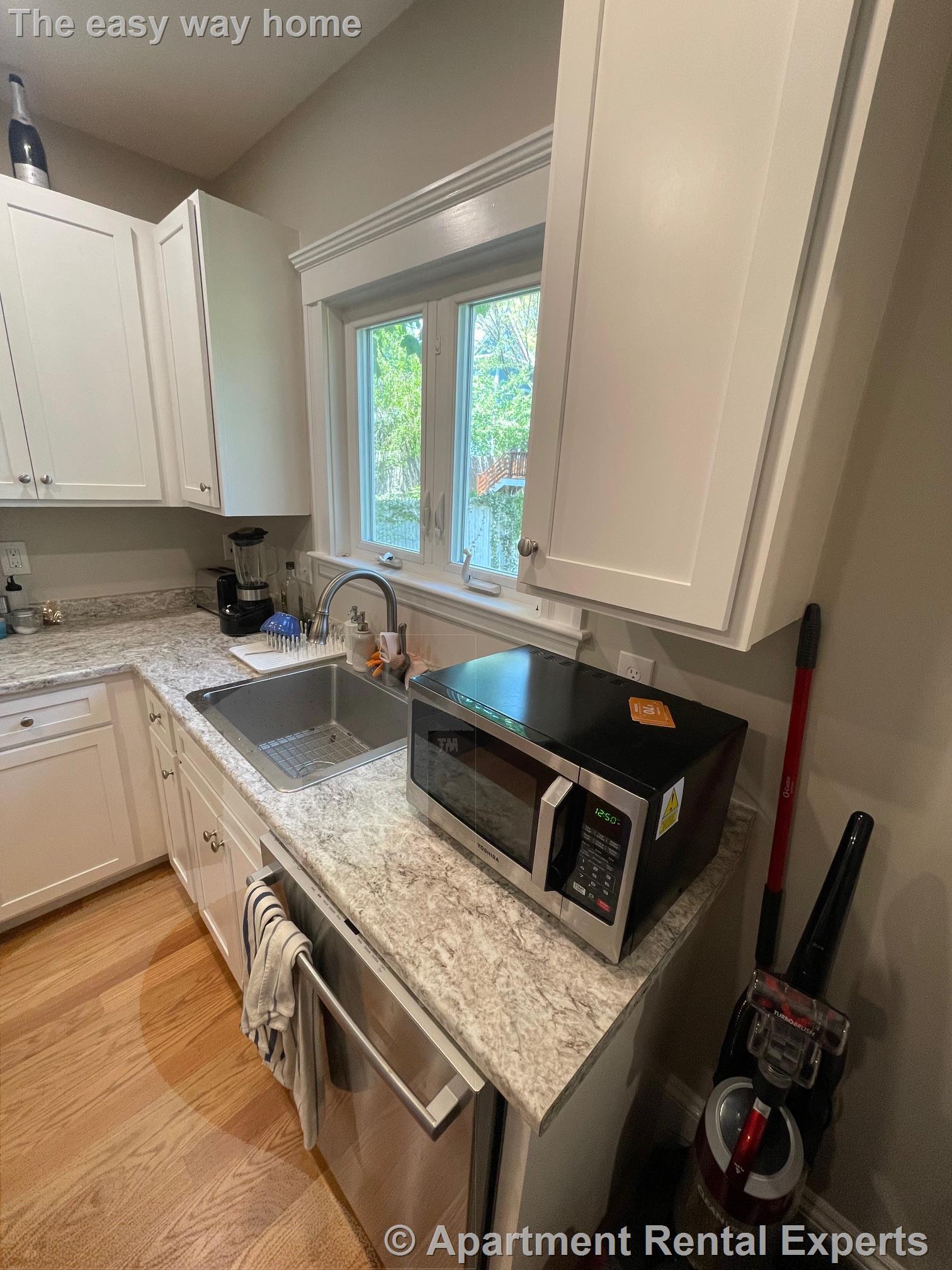 17 Belmont Sq, Porter Square