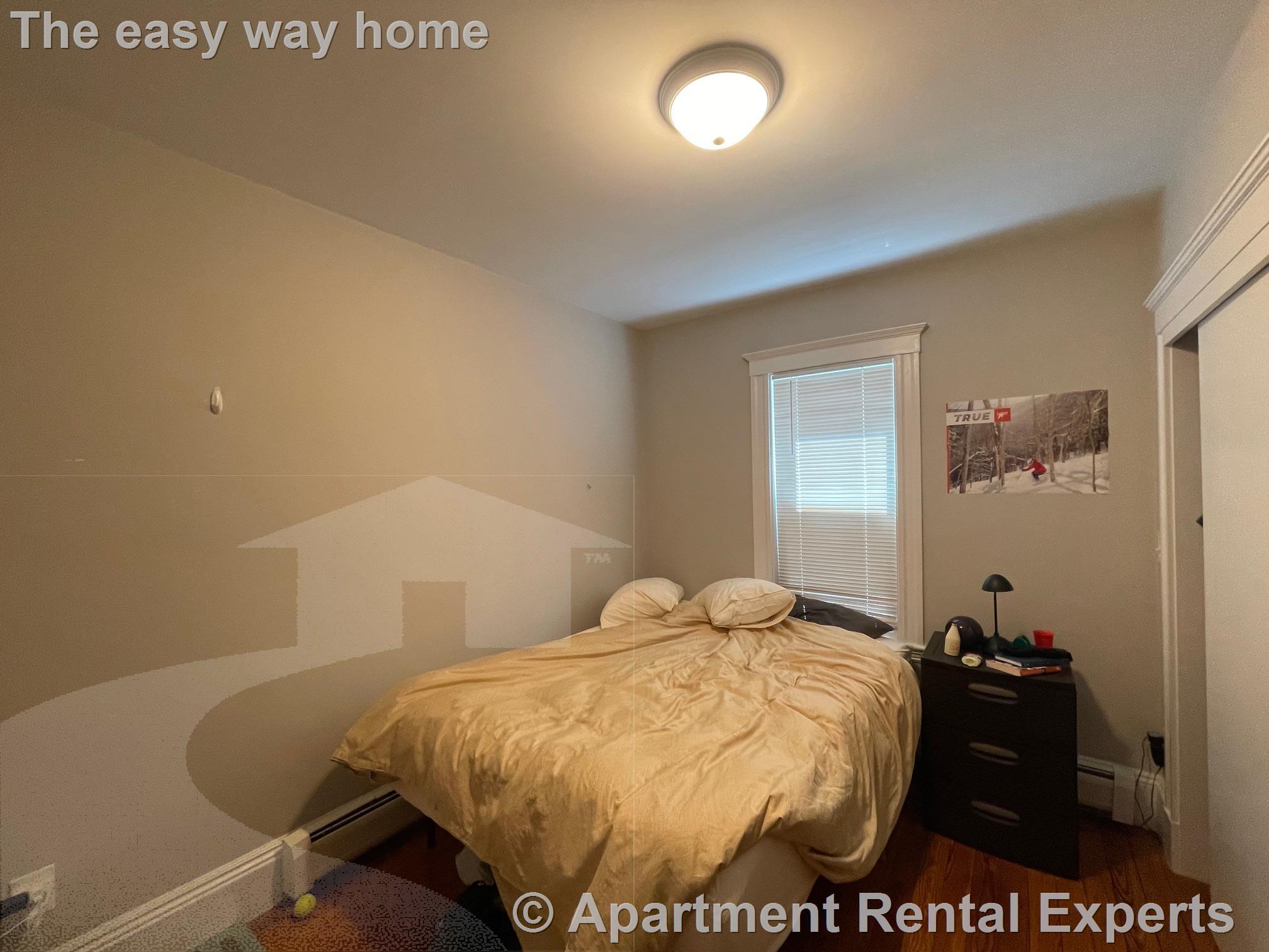 17 Belmont Sq, Porter Square