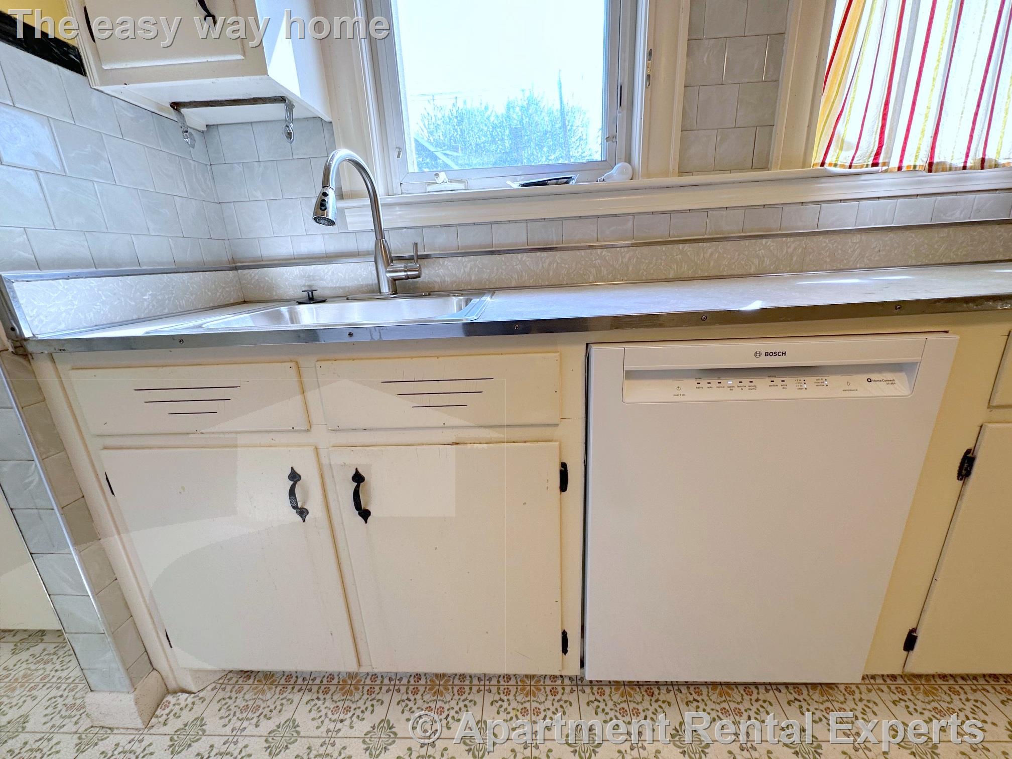 2 Osborne Rd, East Arlington