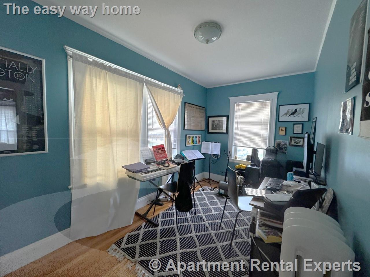 14 Second St, Medford Square