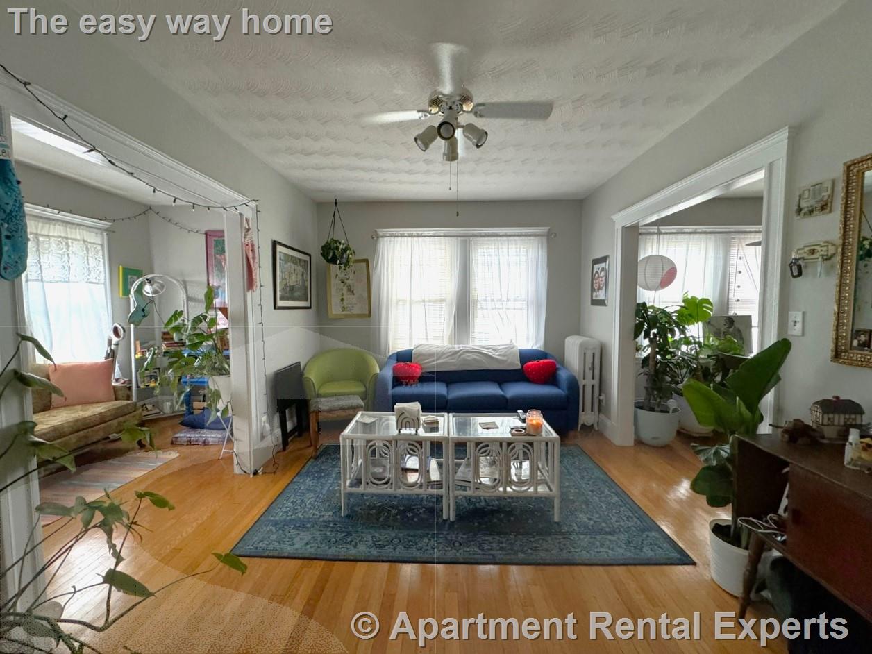 14 Second St, Medford Square