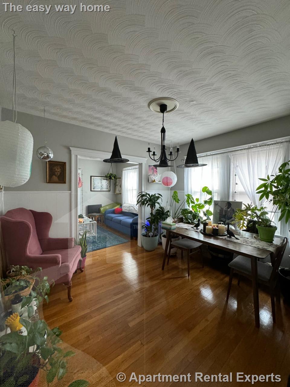 14 Second St, Medford Square