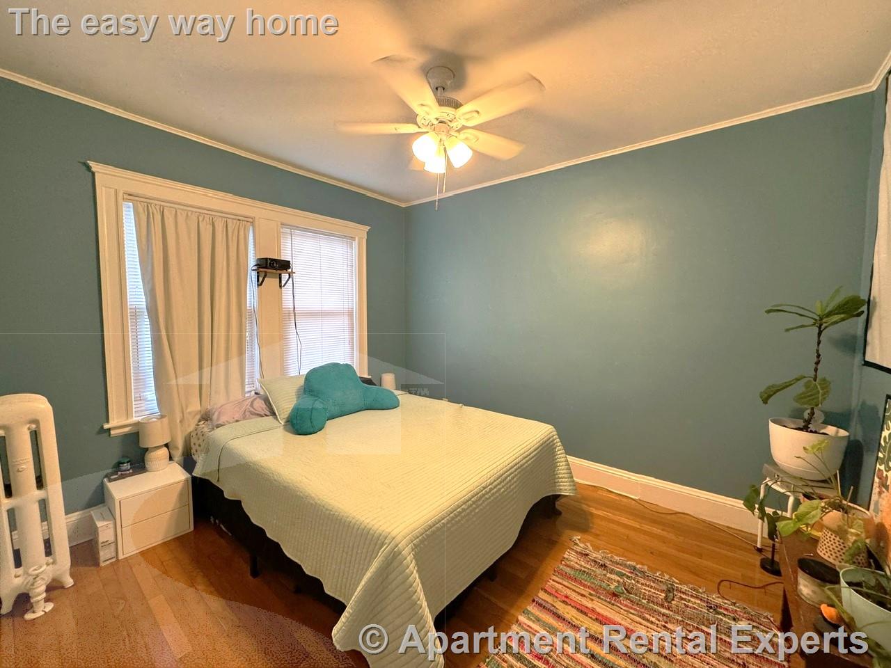 14 Second St, Medford Square