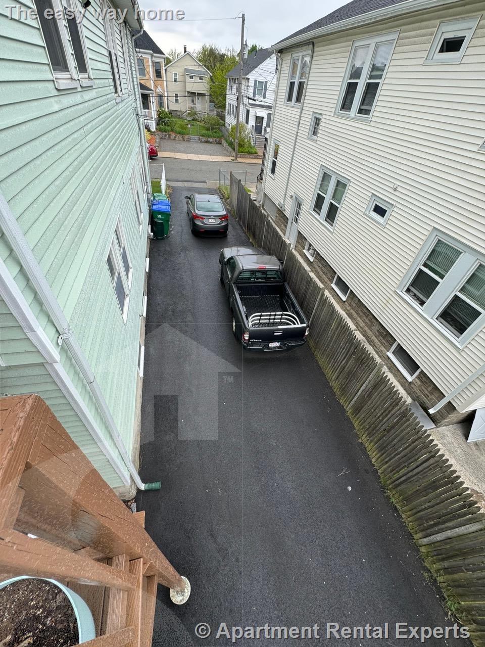 14 Second St, Medford Square